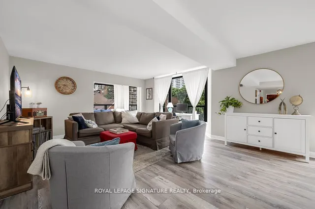 Additional property image - 49 Robinson St Unit 300