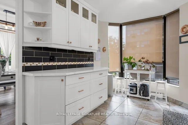 Additional property image - 49 Robinson St Unit 300