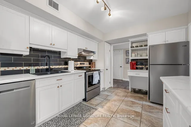 Additional property image - 49 Robinson St Unit 300