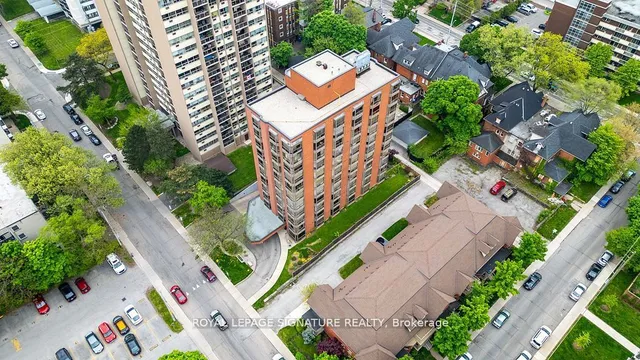 Additional property image - 49 Robinson St Unit 300