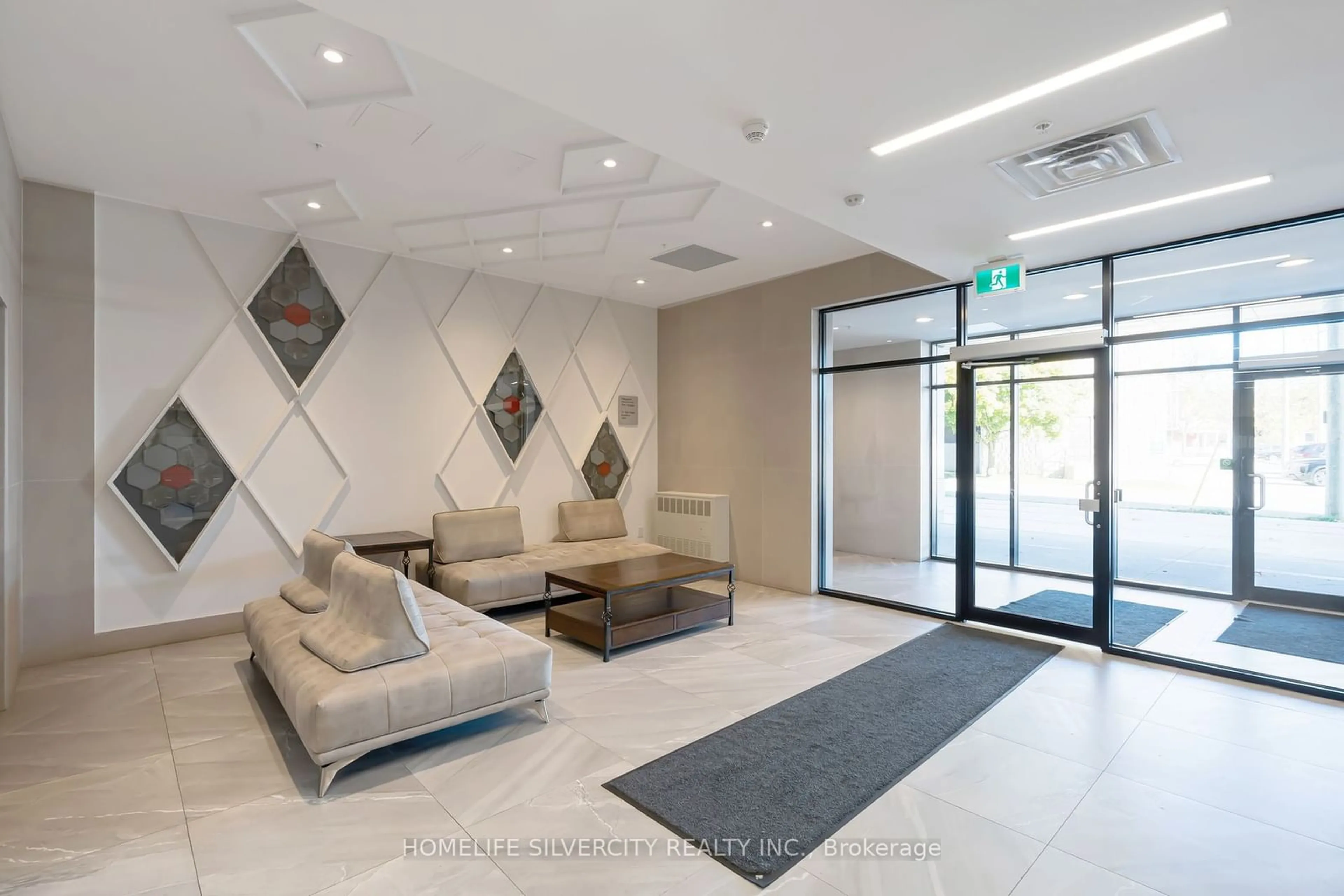 Indoor lobby, ceramic floors for 1 Wellington St #615, Brantford Ontario N3T 2L3