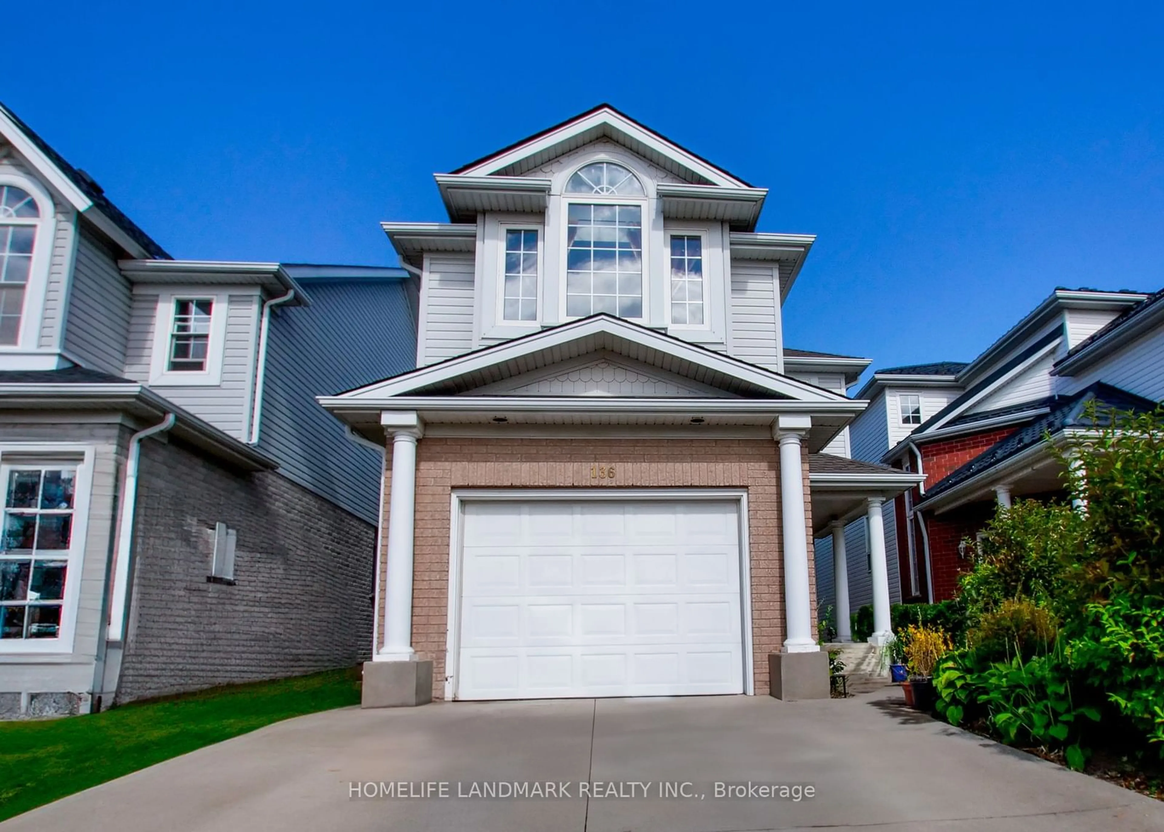 Frontside or backside of a home, the street view for 136 Hay Cres, Cambridge Ontario N1P 1H7