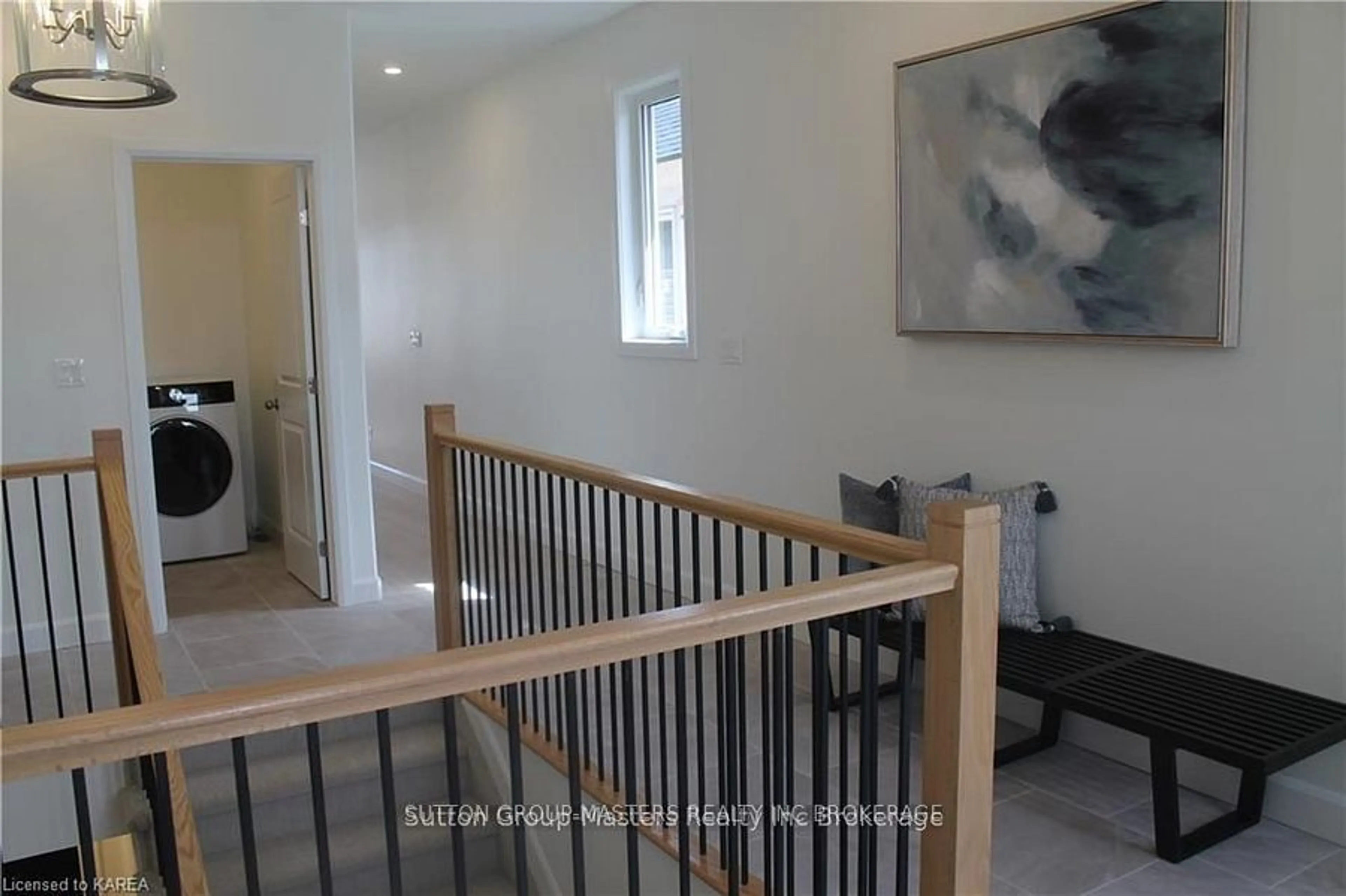 Indoor foyer, wood floors for 263 PRATT Dr, Loyalist Ontario K7N 0E8