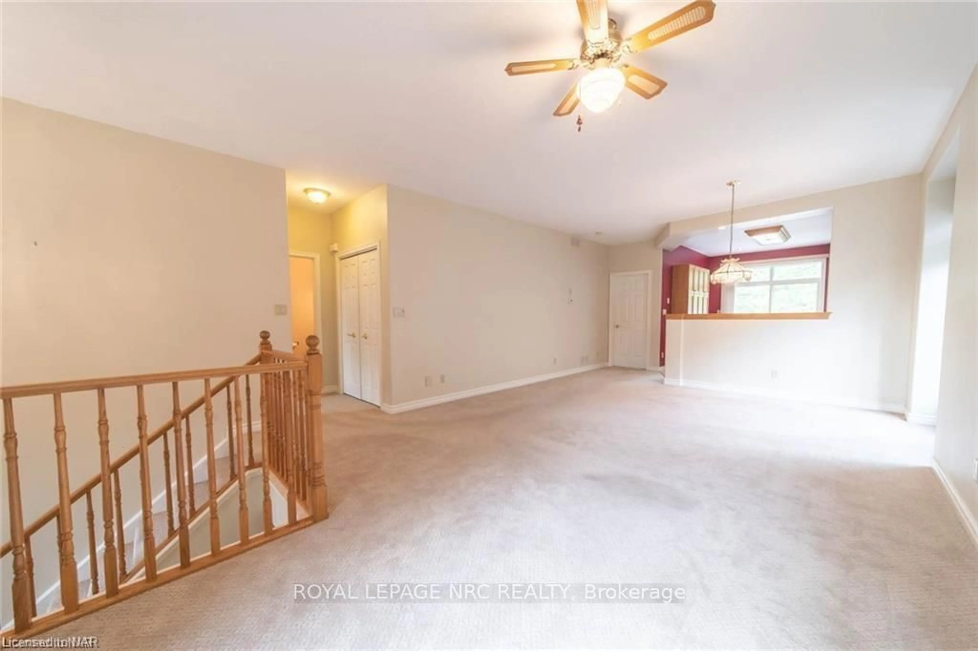 A pic of a room, not visible floor for 174 Martindale Rd #25, St. Catharines Ontario L2S 3Z9