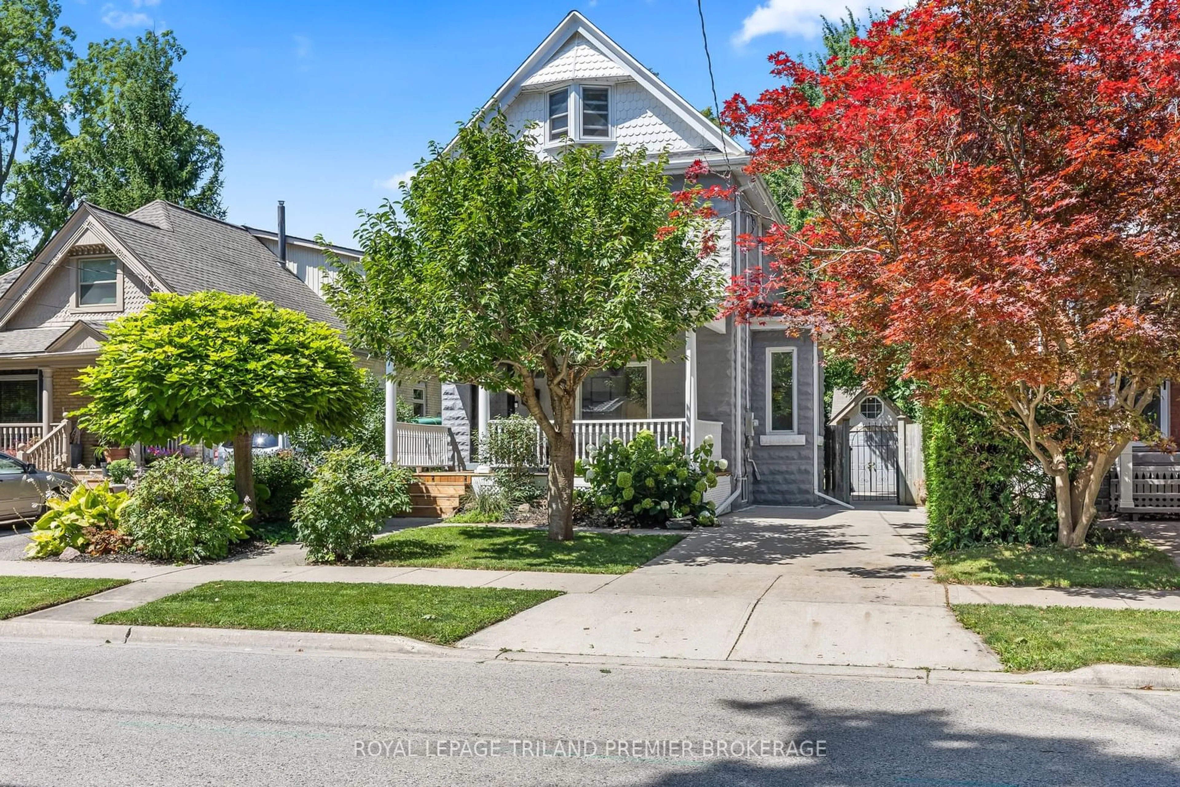 Frontside or backside of a home, the street view for 136 LANGARTH St, London Ontario N6C 1Z5