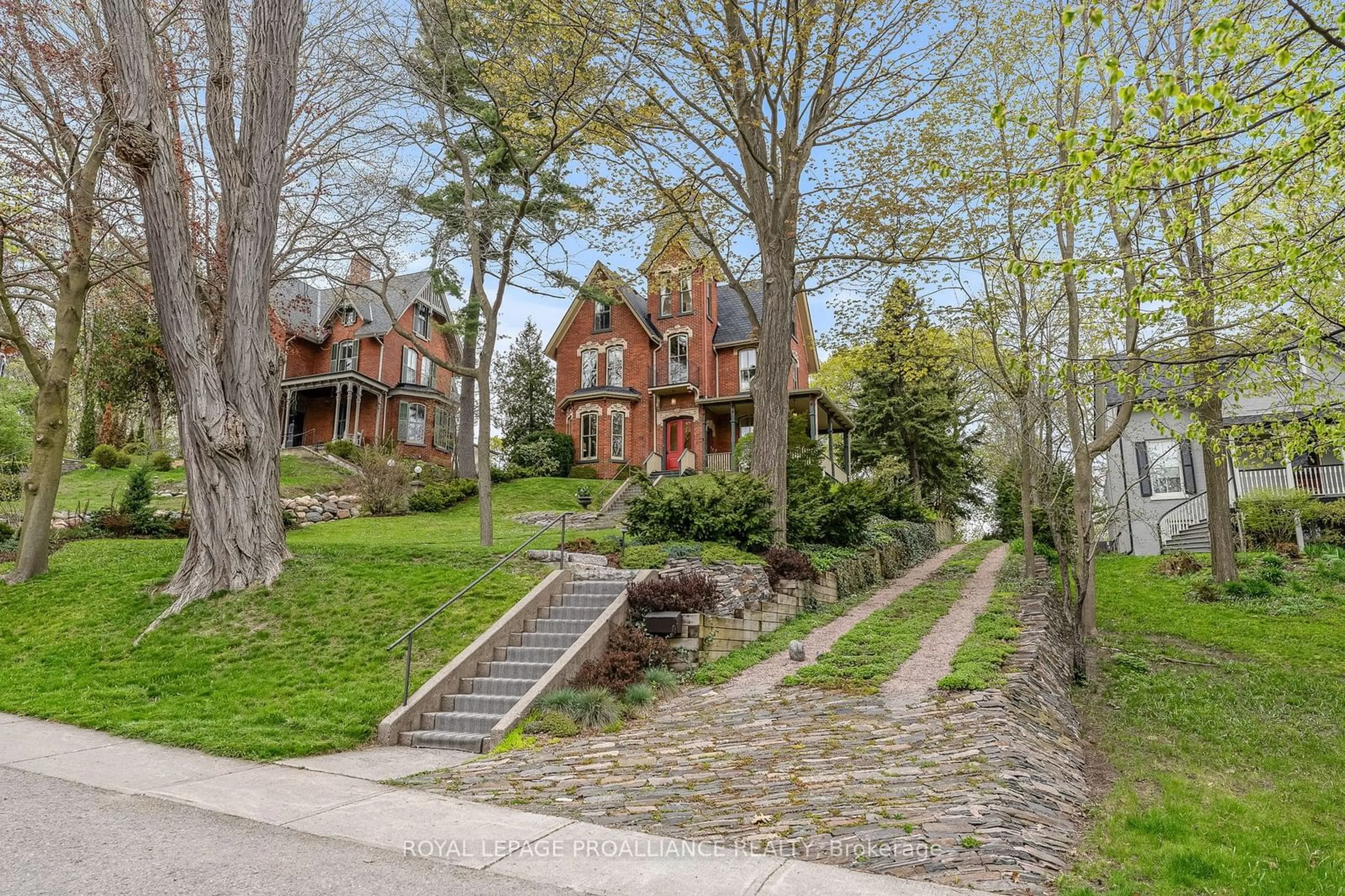 A pic from exterior of the house or condo, the street view for 78 Augusta St, Port Hope Ontario L1A 1G9