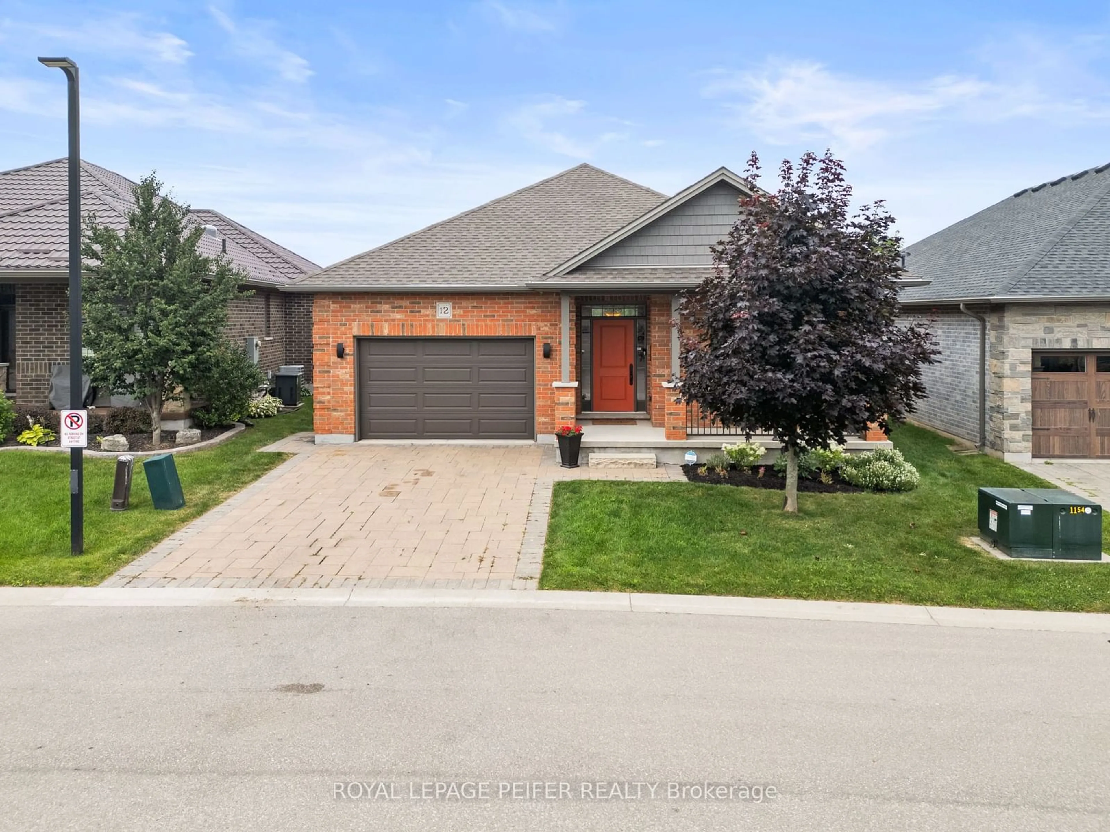 Frontside or backside of a home, the street view for 132 Robin Ridge Dr #12, Central Elgin Ontario N0L 1B0