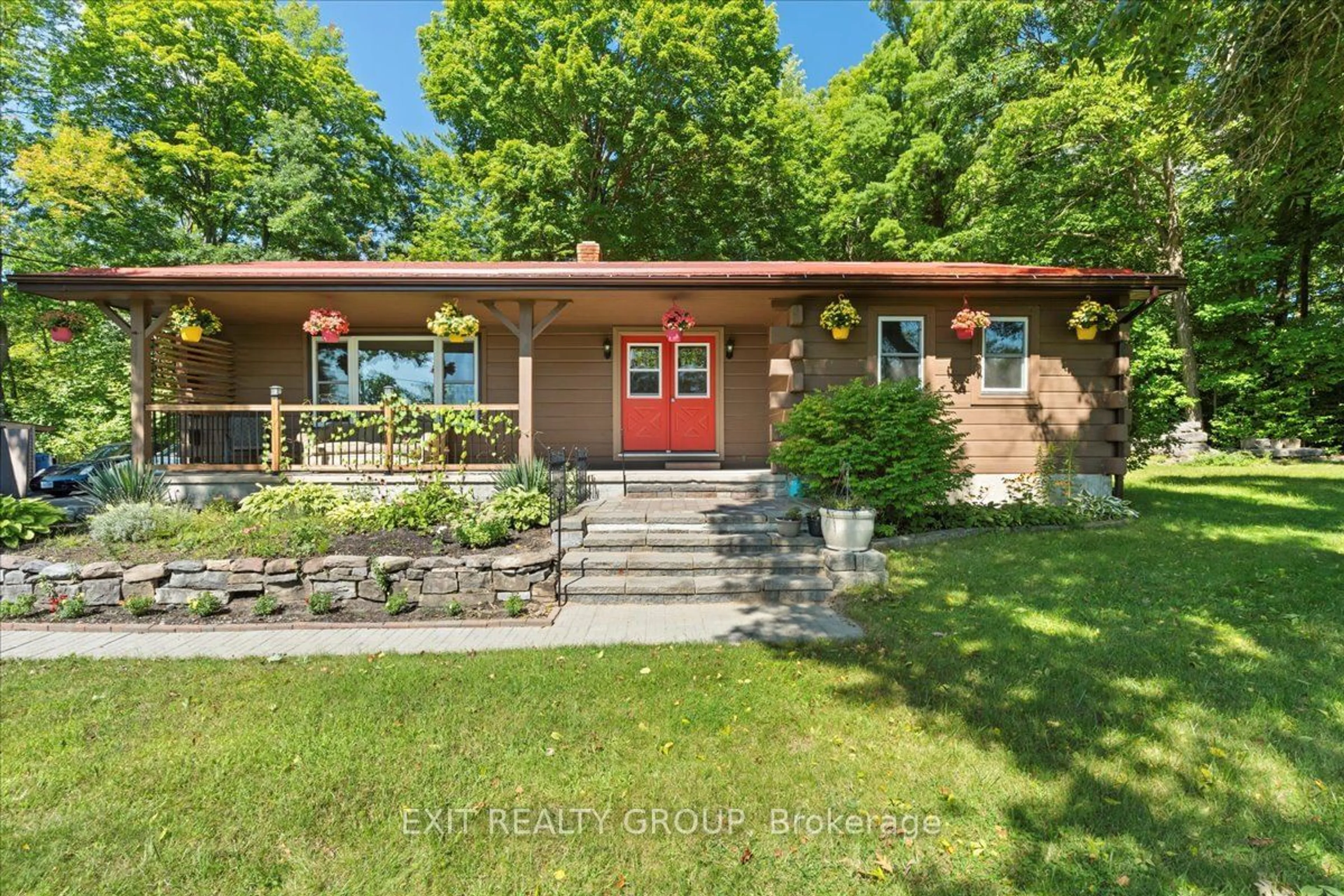 Frontside or backside of a home, cottage for 34 River Heights Rd, Marmora and Lake Ontario K0K 2M0