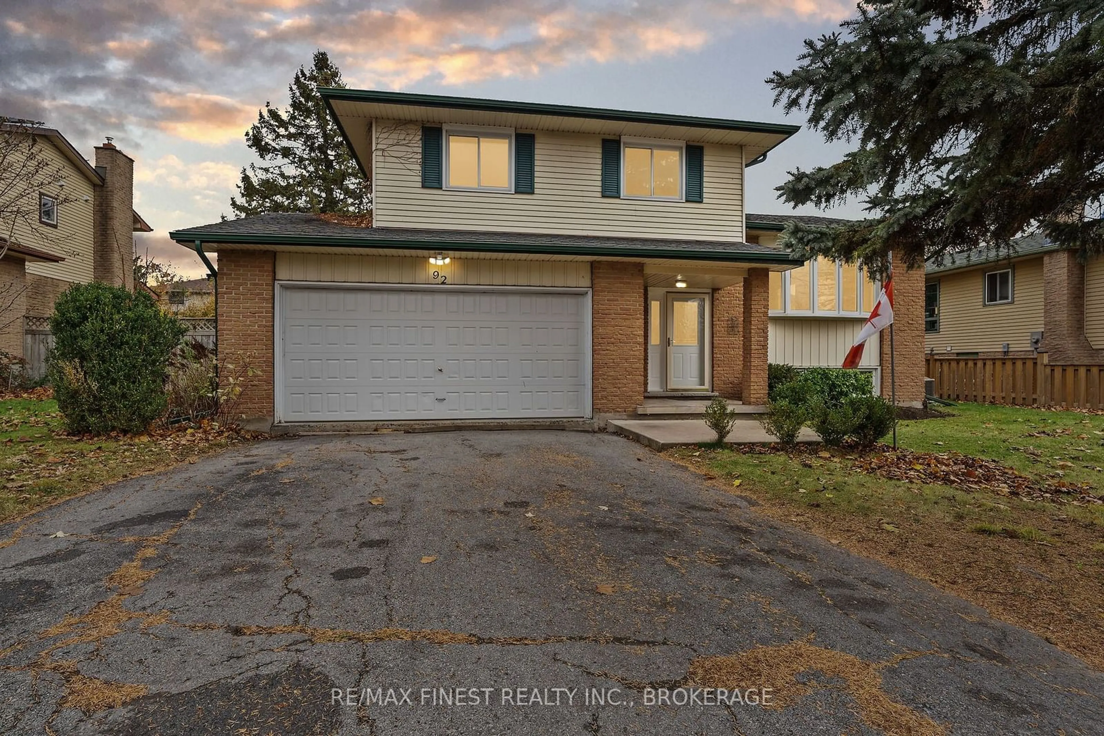 Frontside or backside of a home, the street view for 92 Windfield Cres, Kingston Ontario K7K 6G4