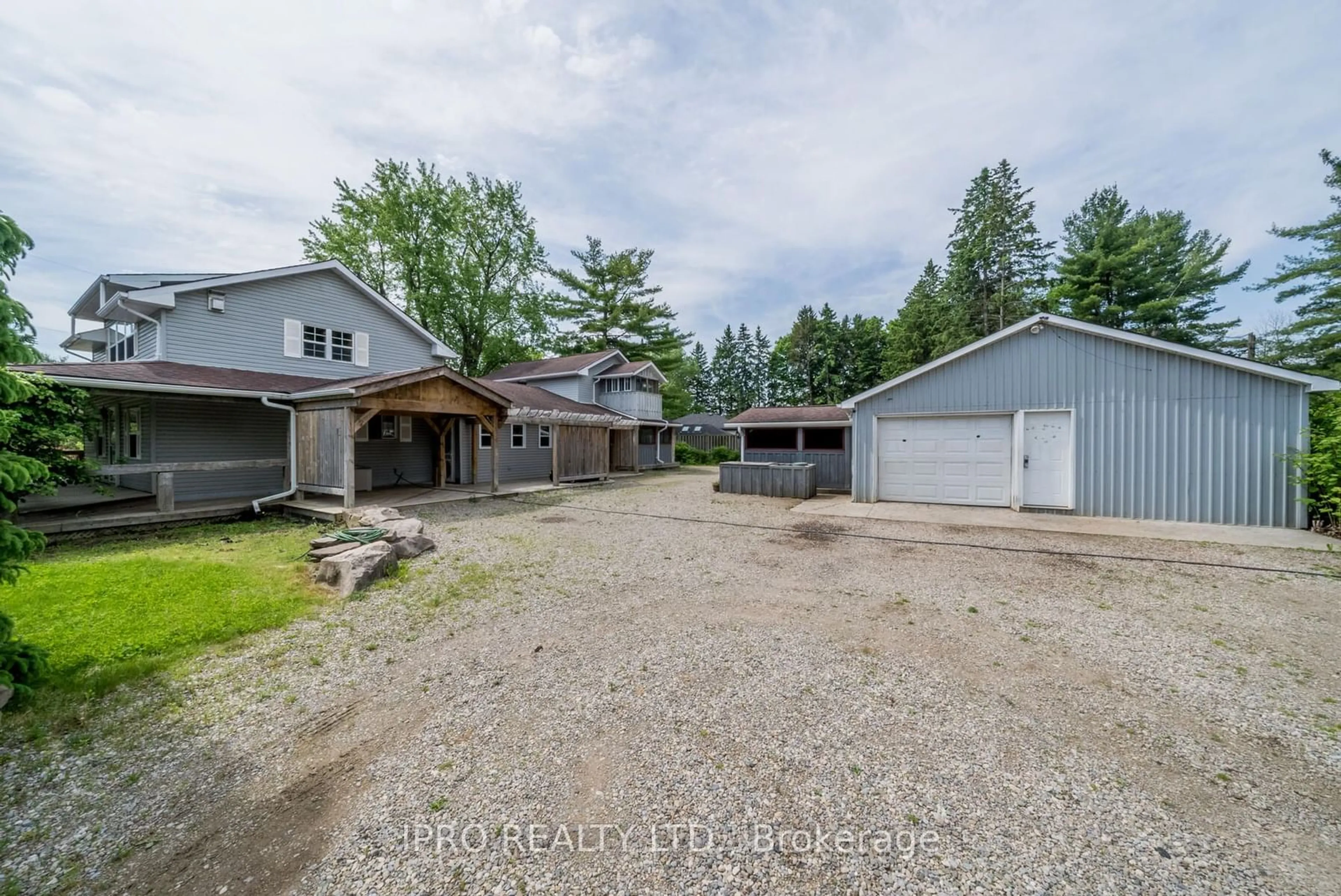 Frontside or backside of a home, cottage for 5390 8th Line, Erin Ontario N0B 1T0