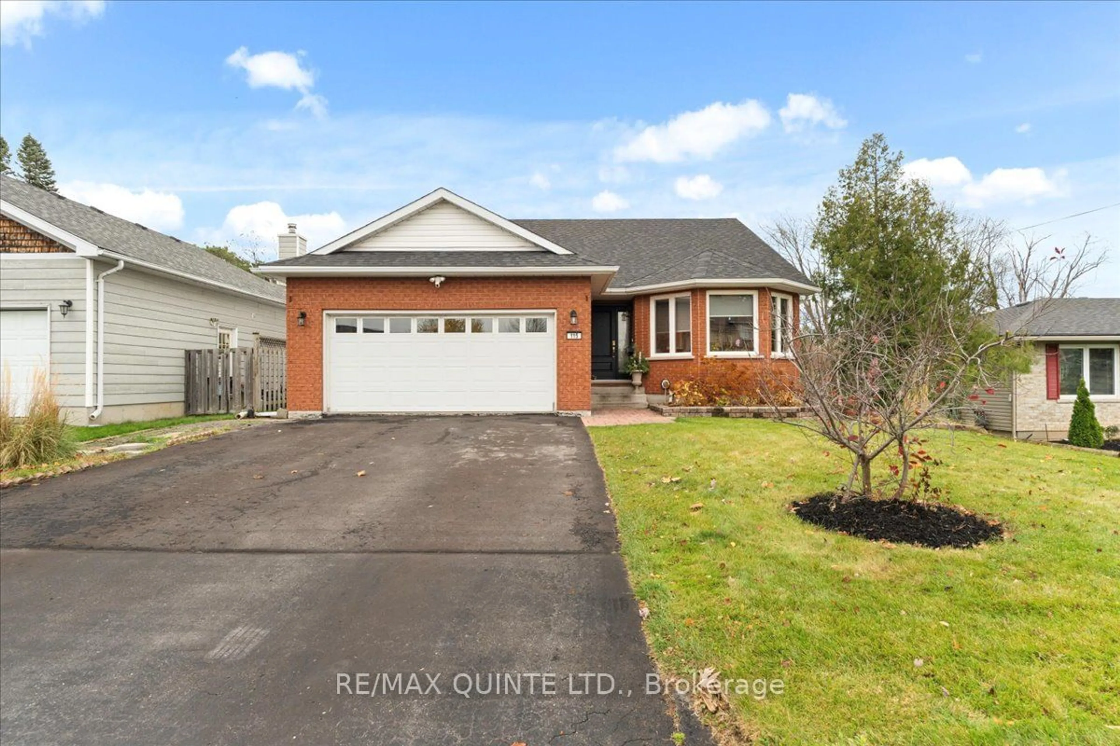 Frontside or backside of a home, cottage for 115 Palmer Rd, Belleville Ontario K8P 4C7