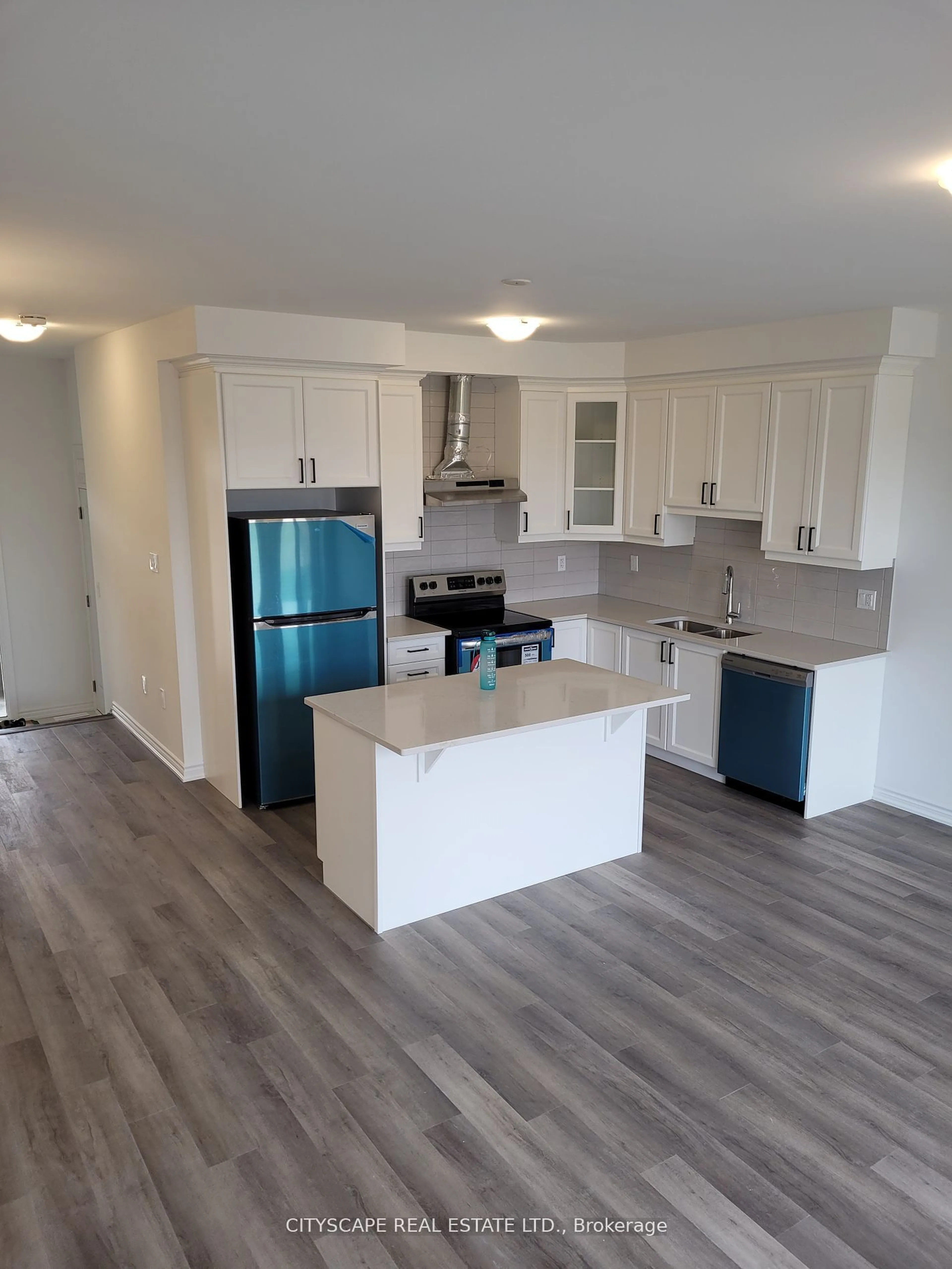 Open concept kitchen for 70 Forestwalk St, Kitchener Ontario N2R 0S3