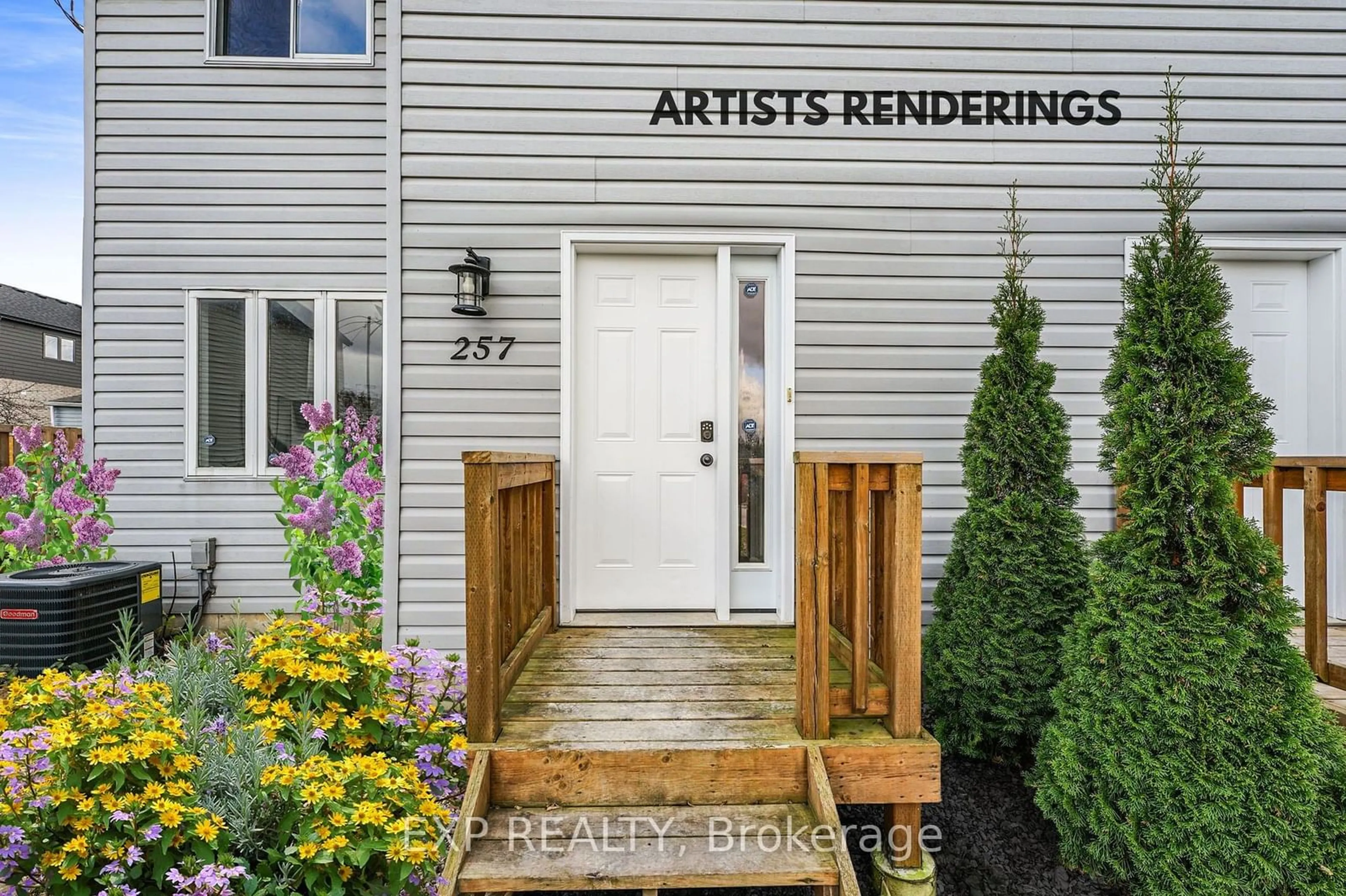 Indoor entryway, wood floors for 257 Charles St, Ingersoll Ontario N5C 2M5