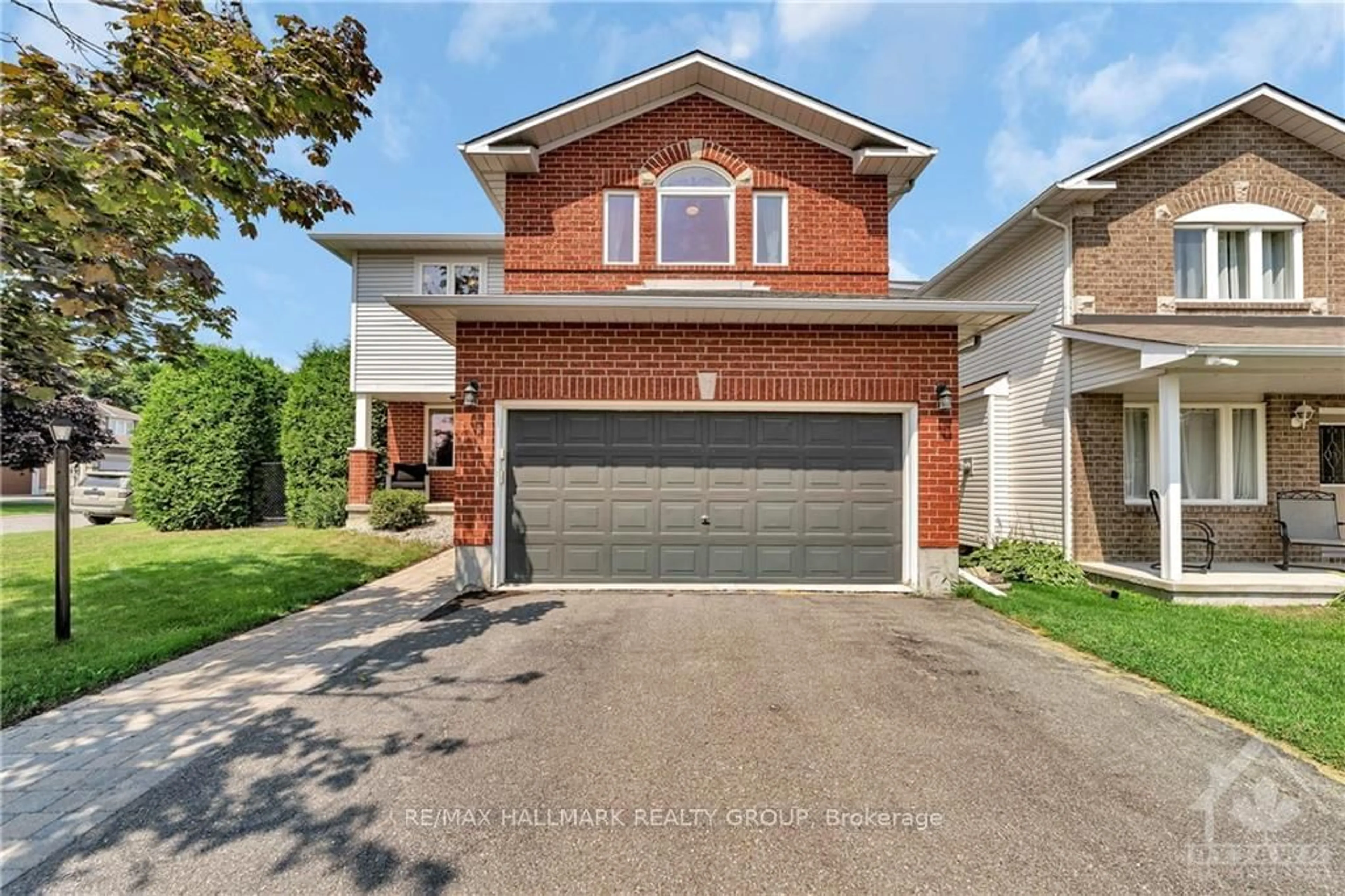 Home with brick exterior material for 27 STEGGALL Cres, Stittsville - Munster - Richmond Ontario K2S 1S4