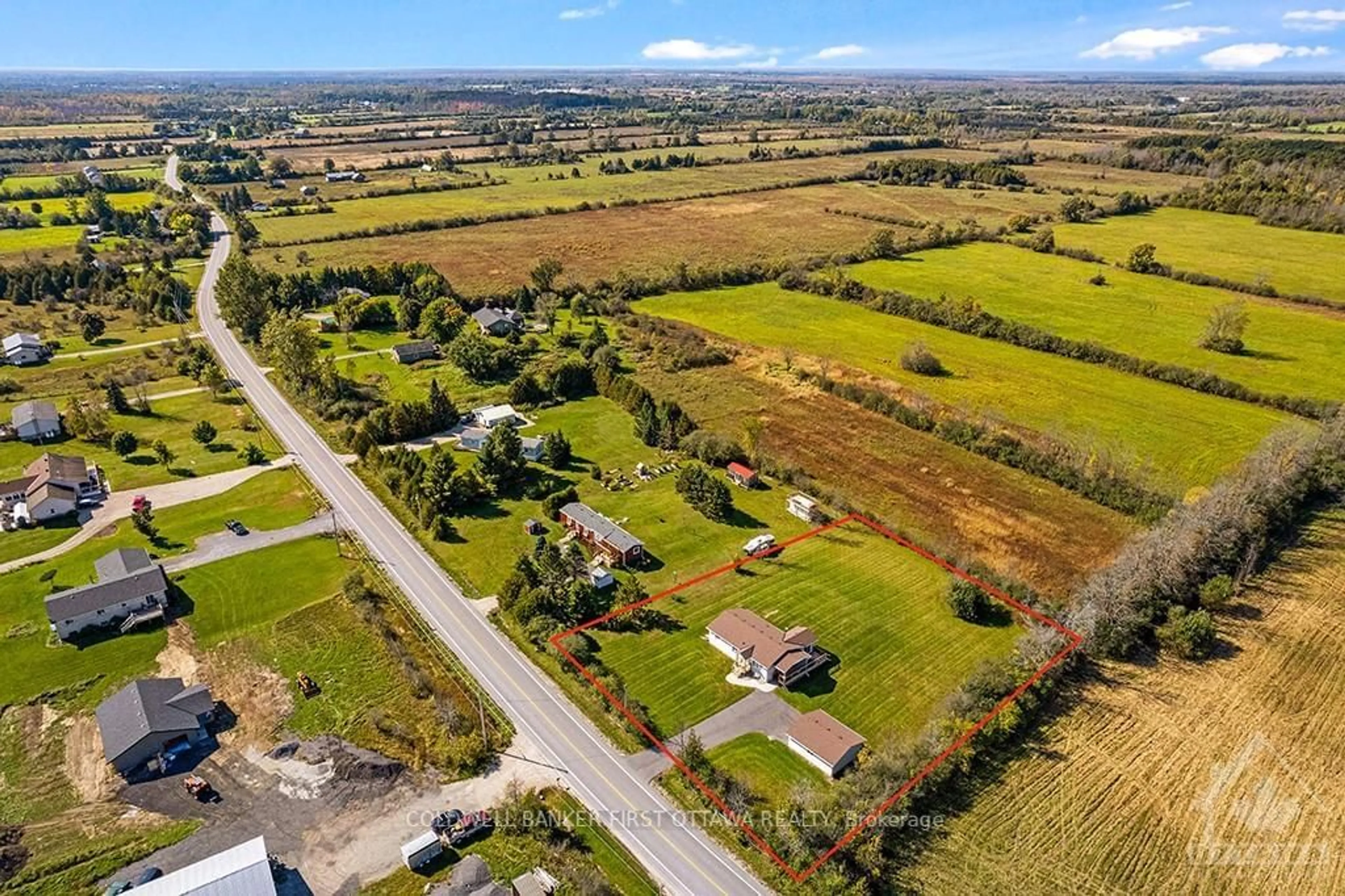 A pic from outside/outdoor area/front of a property/back of a property/a pic from drone, street for 2230 TENNYSON Rd, Drummond/North Elmsley Ontario K7H 3C8