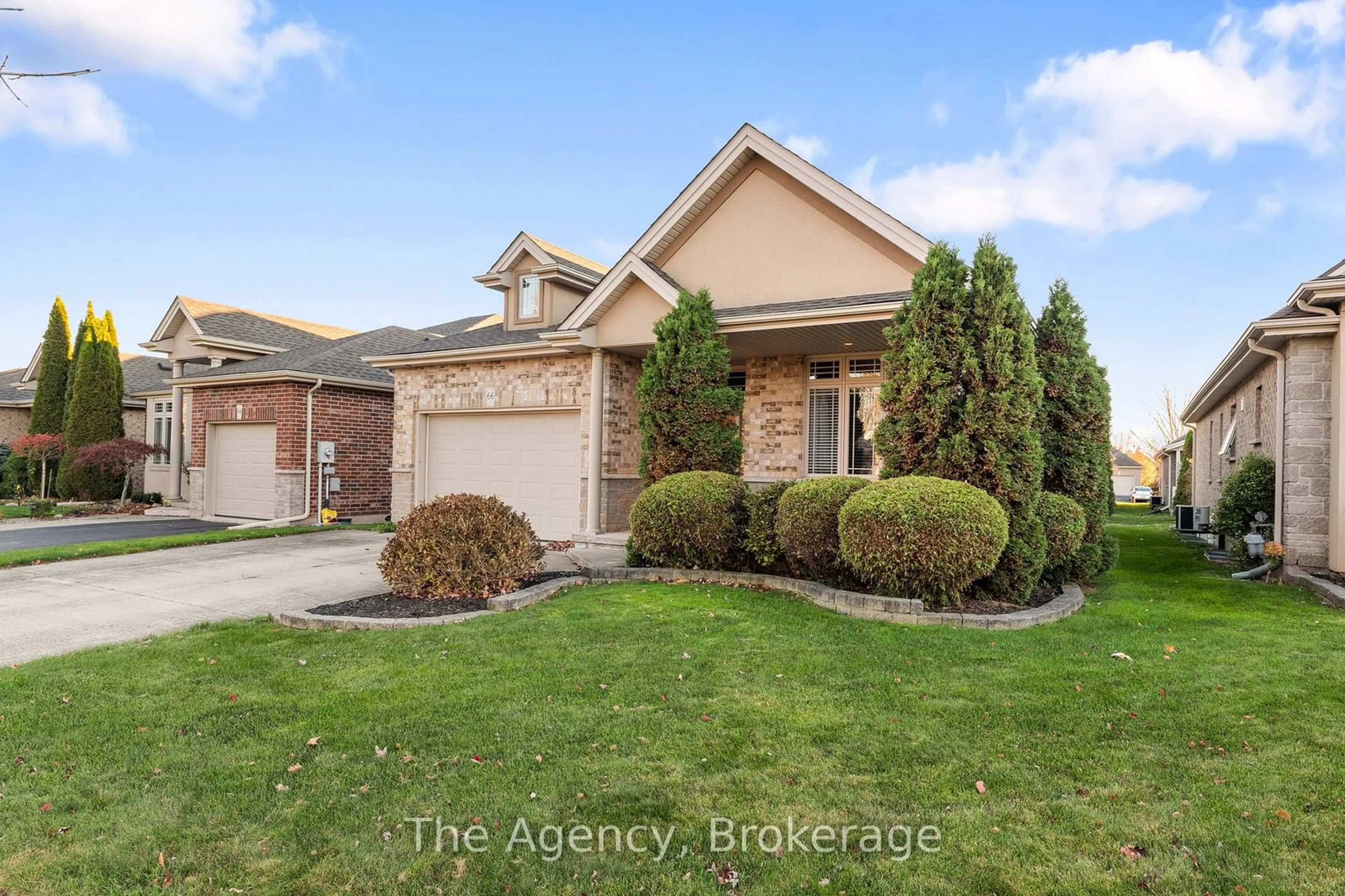 Frontside or backside of a home, the street view for 66 Willson Crossing Crt, Pelham Ontario L0S 1E4