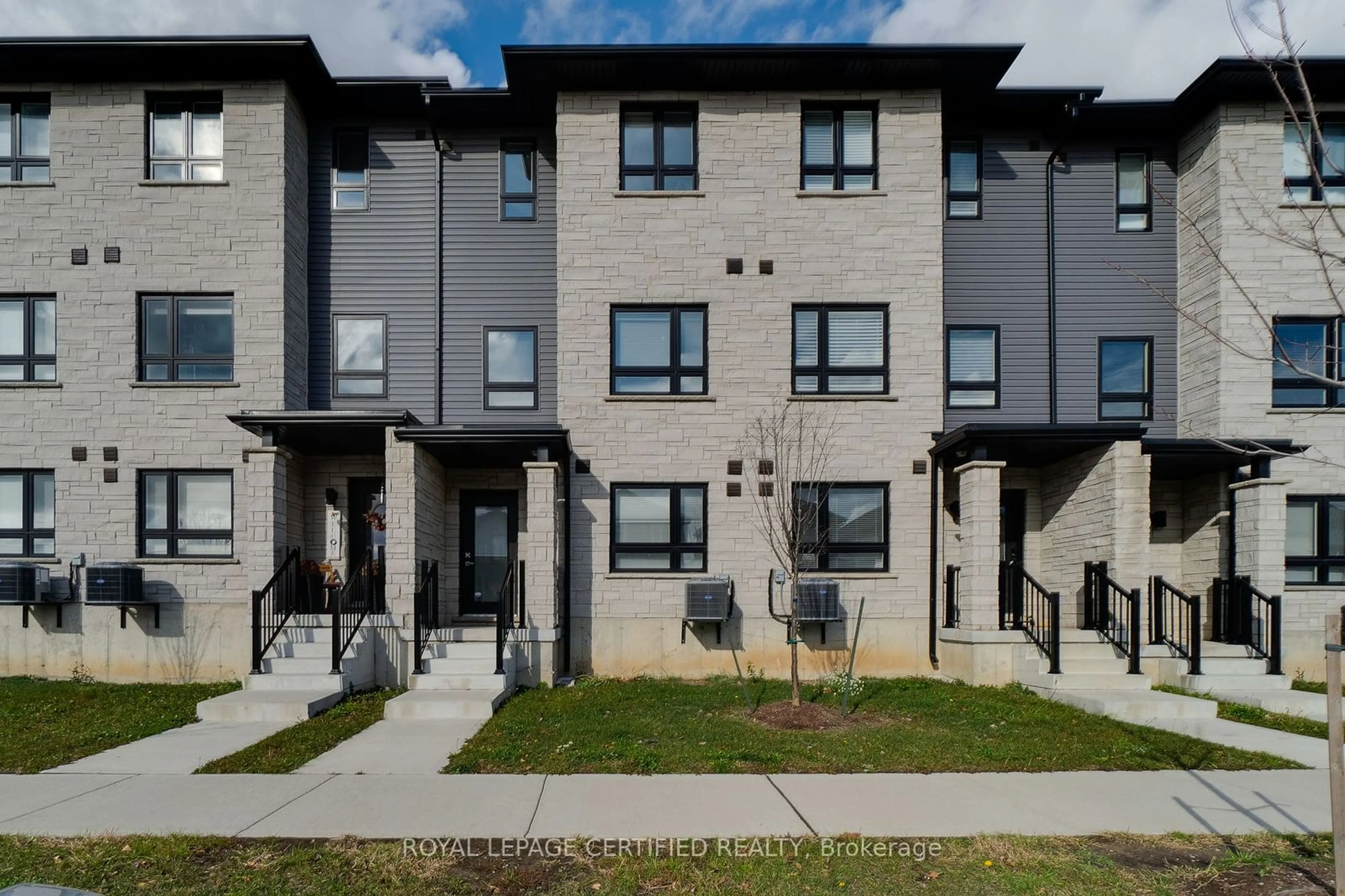 A pic from exterior of the house or condo, the front or back of building for 51 Sparrow Ave #4, Cambridge Ontario N1T 0E5