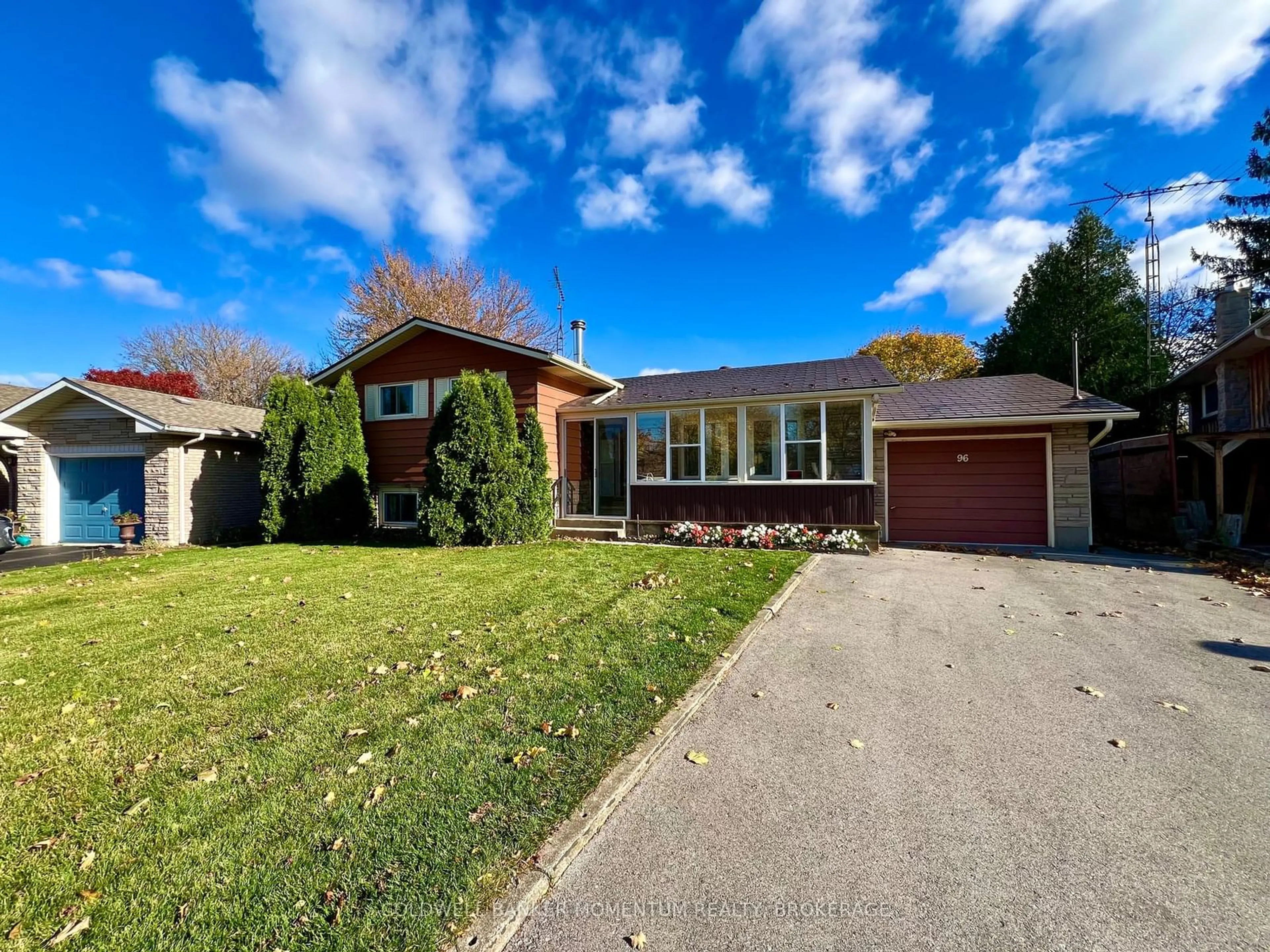 Frontside or backside of a home, the street view for 96 Sherman Dr, St. Catharines Ontario L2N 2L5