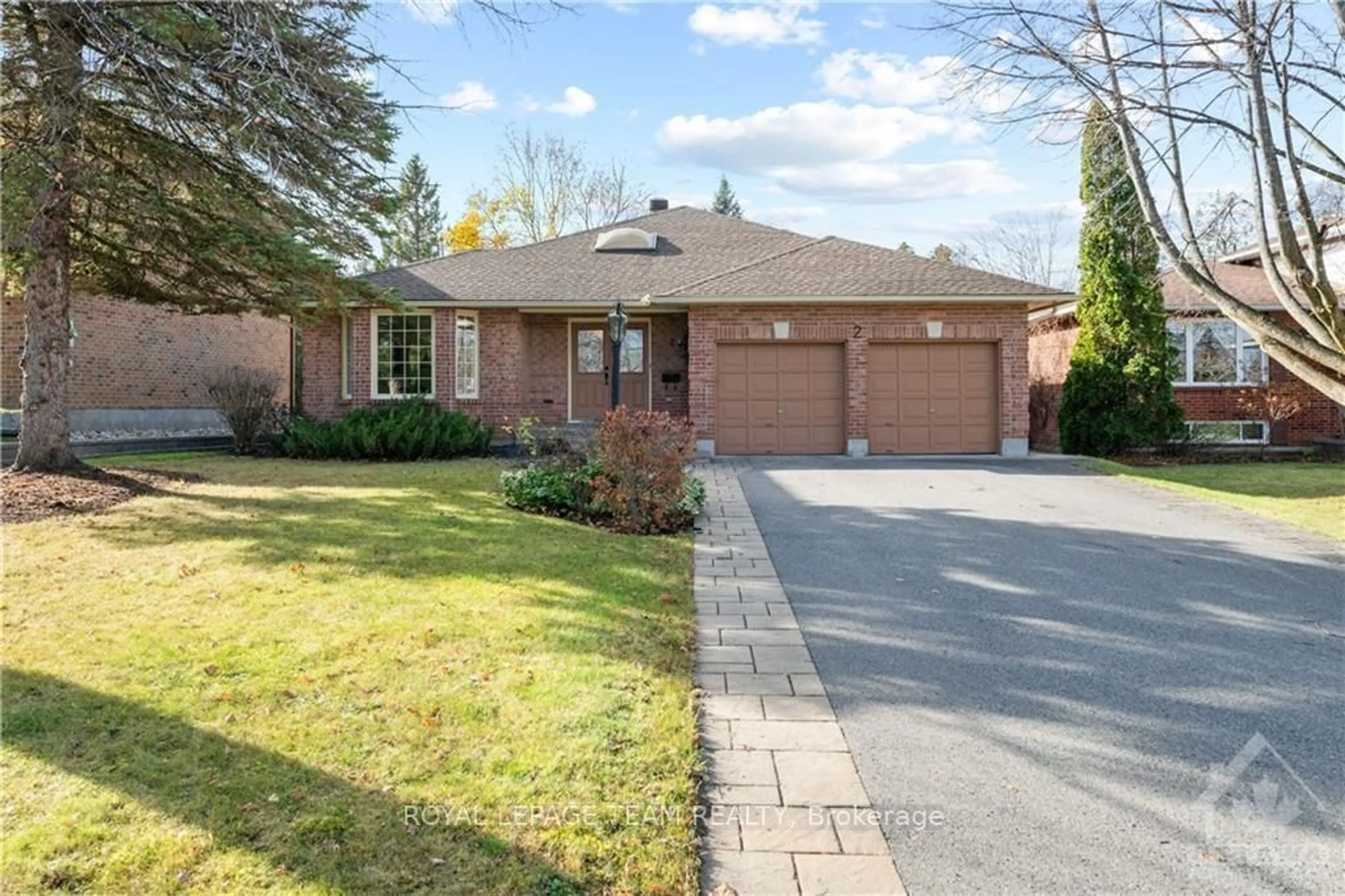 Home with brick exterior material for 2 HESSE Cres, Stittsville - Munster - Richmond Ontario K2S 1E4