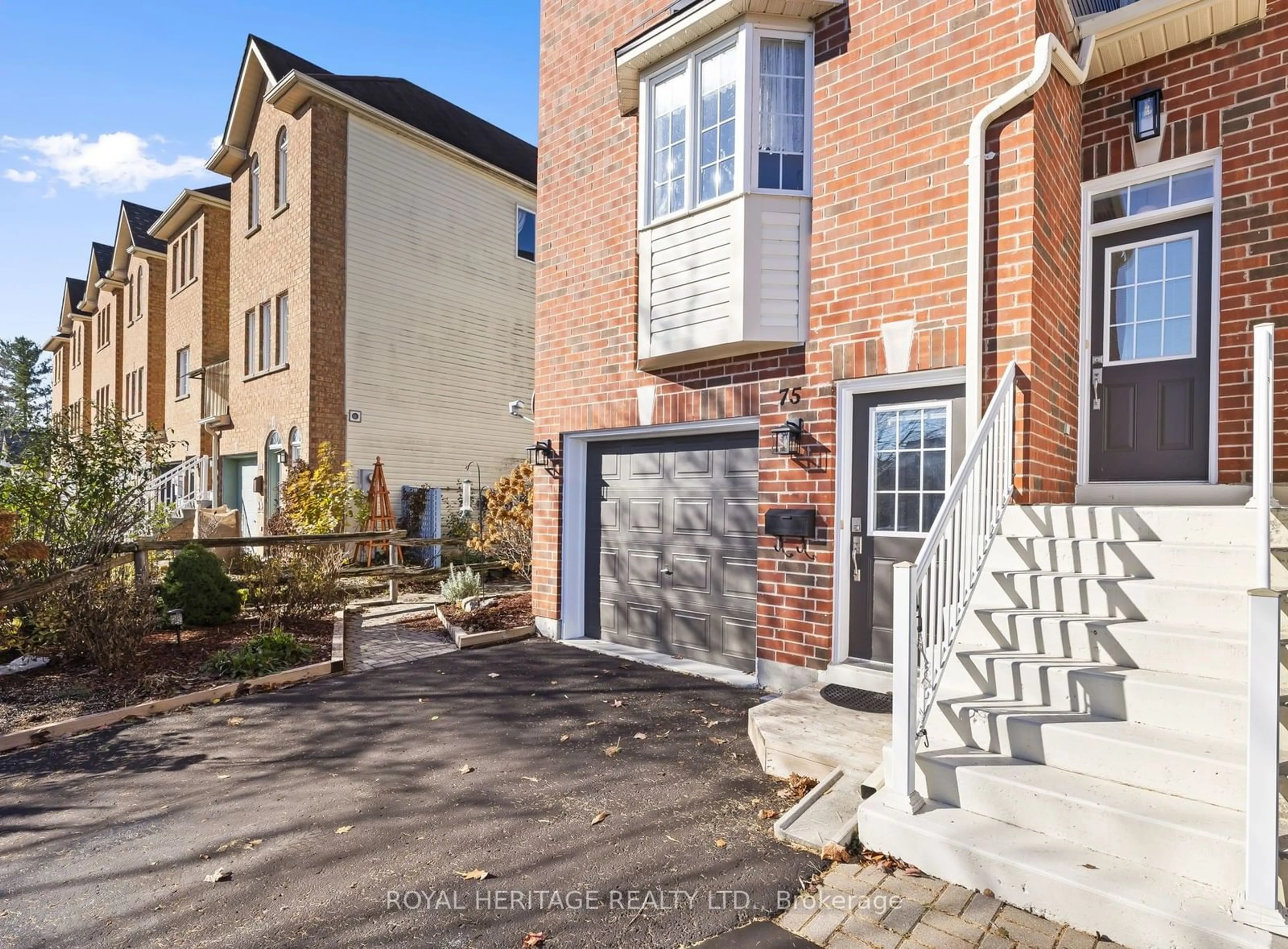 A pic from exterior of the house or condo, the street view for 75 Brookside St, Cavan Monaghan Ontario L0A 1G0