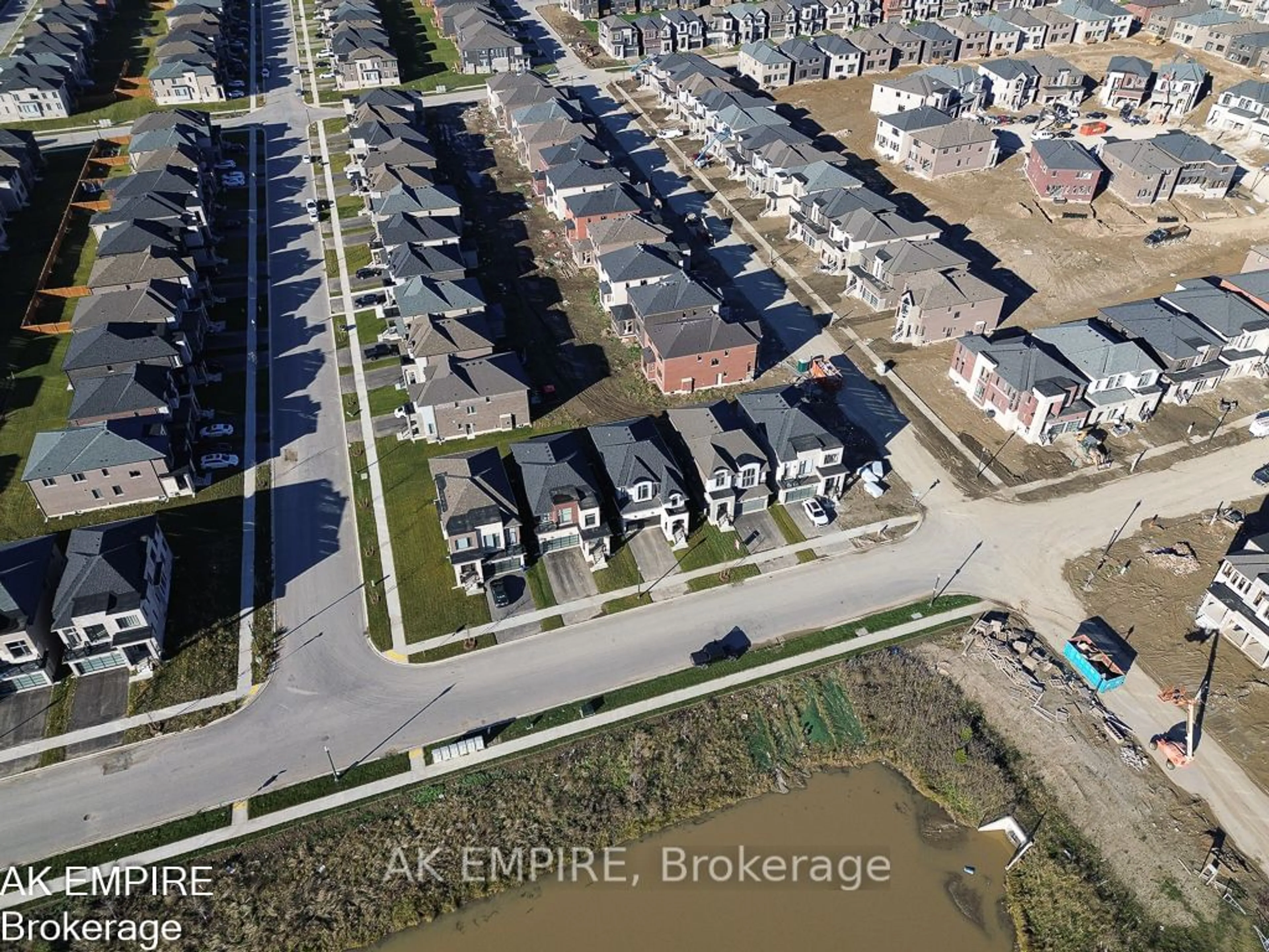 A pic from exterior of the house or condo, the street view for 1419 Upper Thames Dr, Woodstock Ontario N4T 0N9