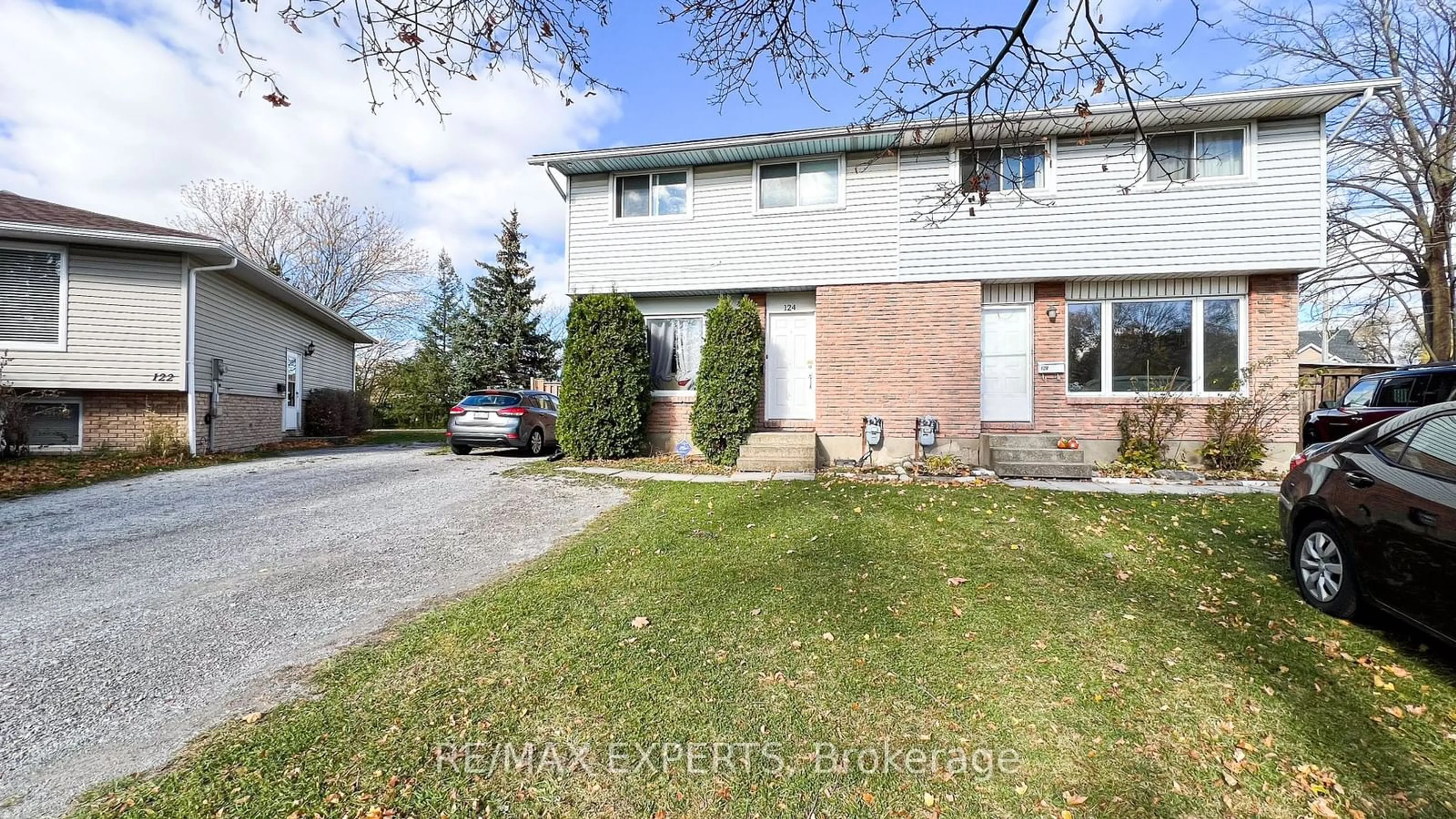 A pic from exterior of the house or condo, the street view for 124 Romy Cres, Thorold Ontario L2V 4L3