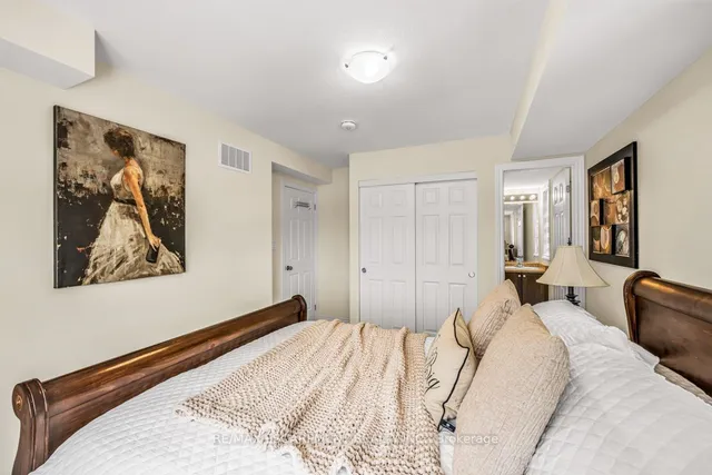 Additional property image - 383 Dundas St Unit 69