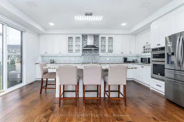 Additional property image - 528 Jones Rd
