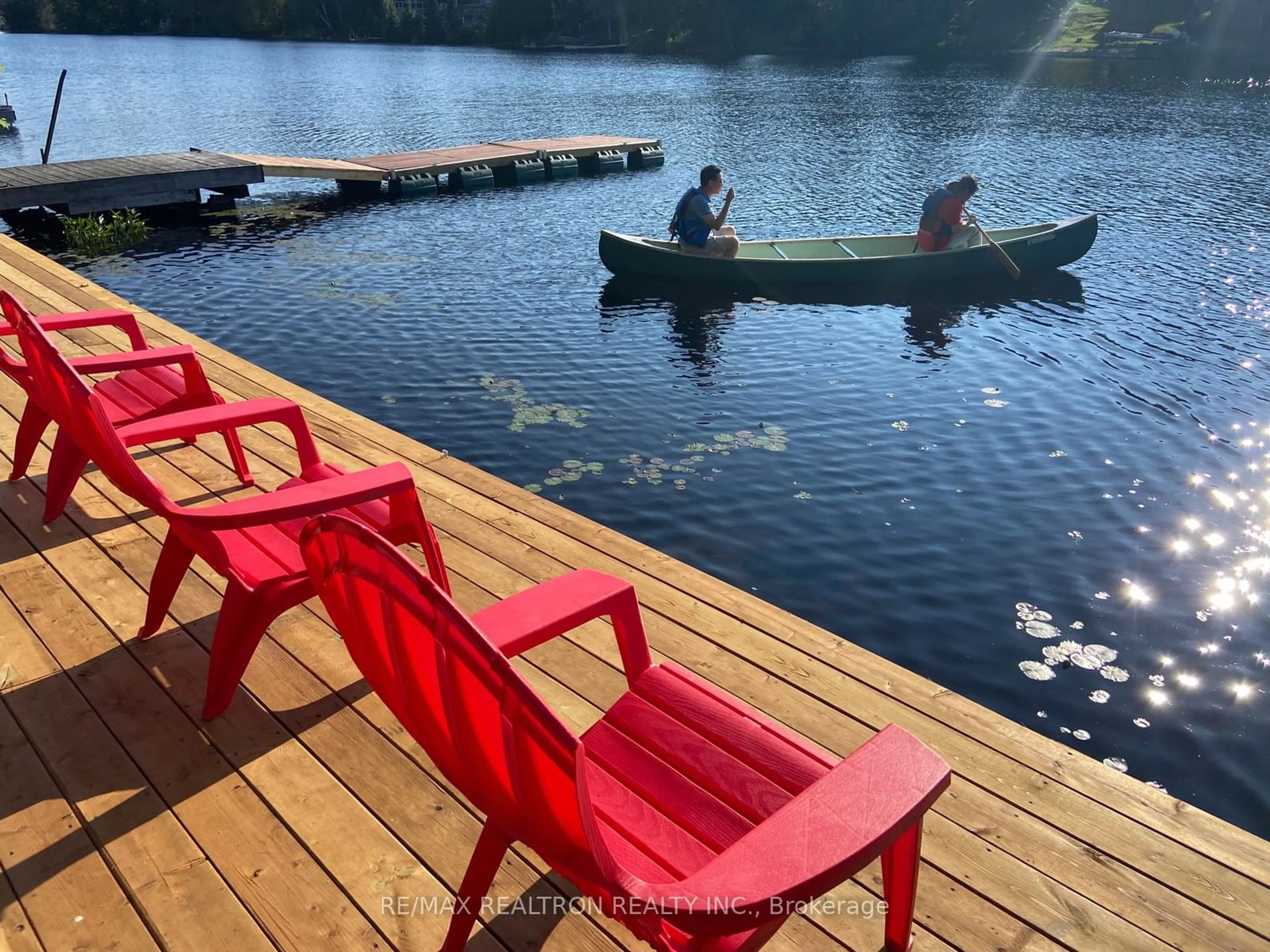 Patio, lake for 62 Ottawa St, South Algonquin Ontario K0J 2M0