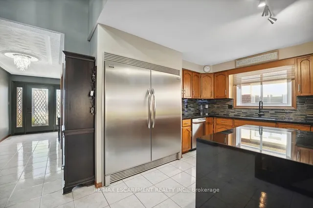 Additional property image - 15 PRESIDIO Dr