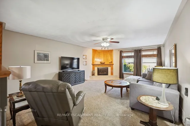 Additional property image - 15 PRESIDIO Dr