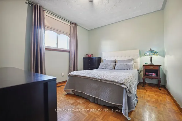 Additional property image - 15 PRESIDIO Dr