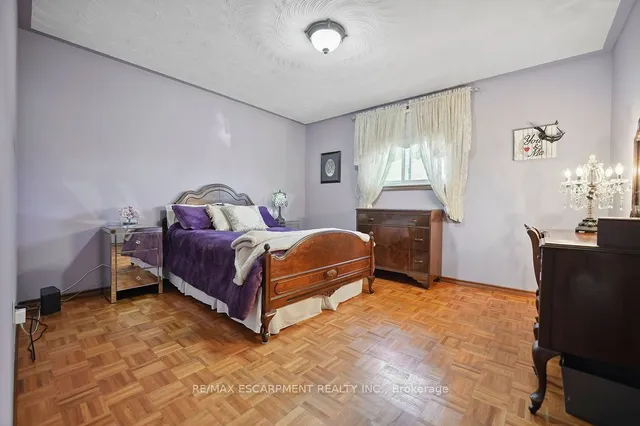 Additional property image - 15 PRESIDIO Dr