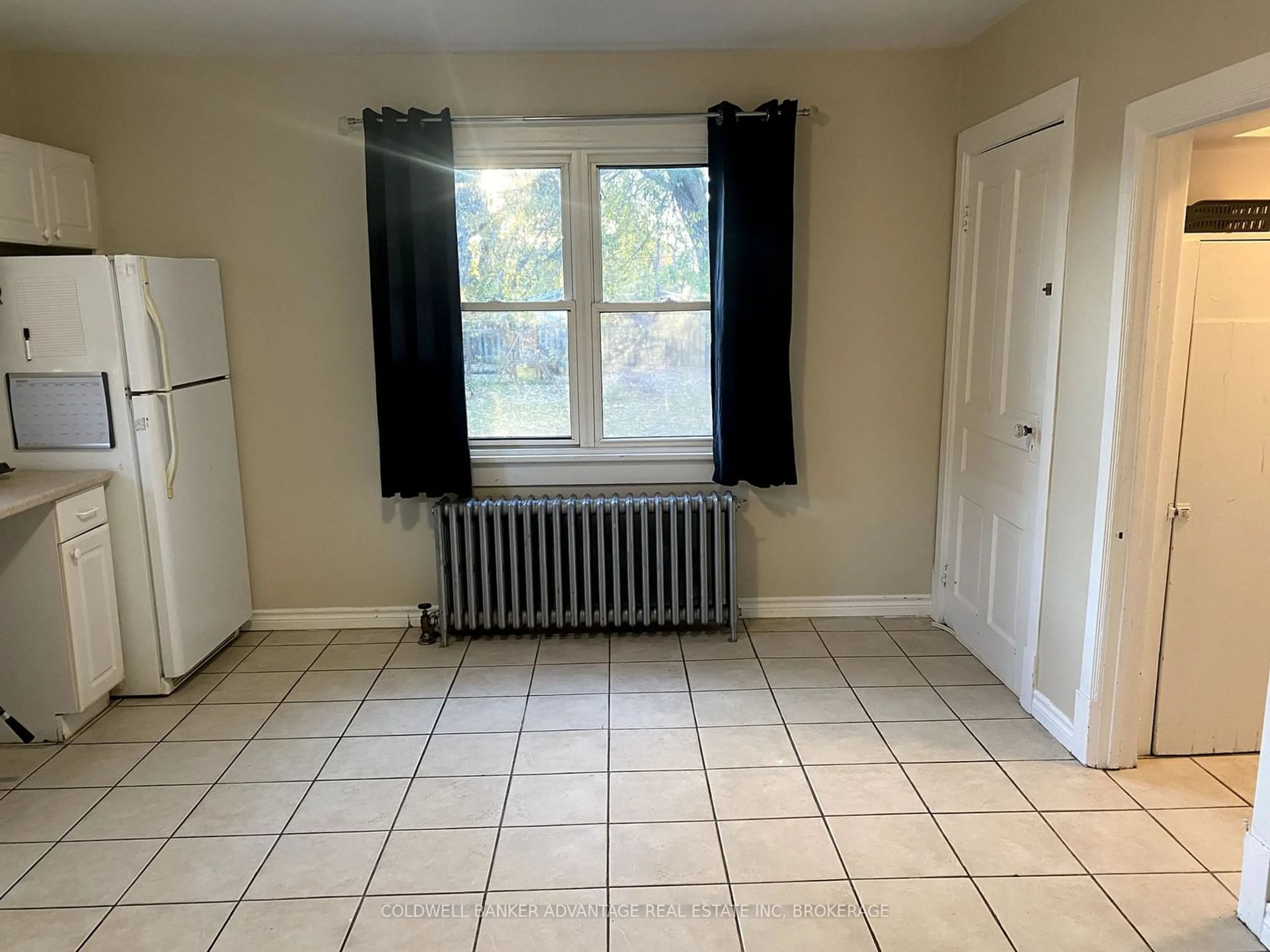 A pic of a room, unknown floor for 54 Lloyd St, St. Catharines Ontario L2S 2N9