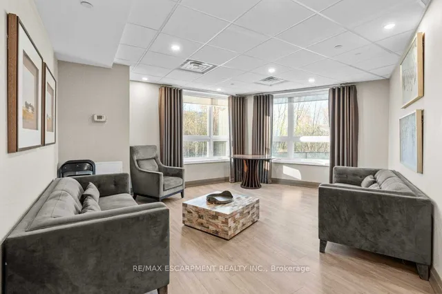 Additional property image - 125 SHOREVIEW Pl Unit 511
