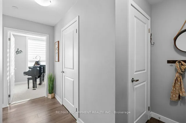 Additional property image - 125 SHOREVIEW Pl Unit 511