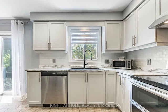 Additional image 30 of 64 Solsbury Cres