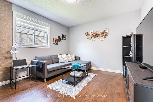 Additional image 28 of 64 Solsbury Cres