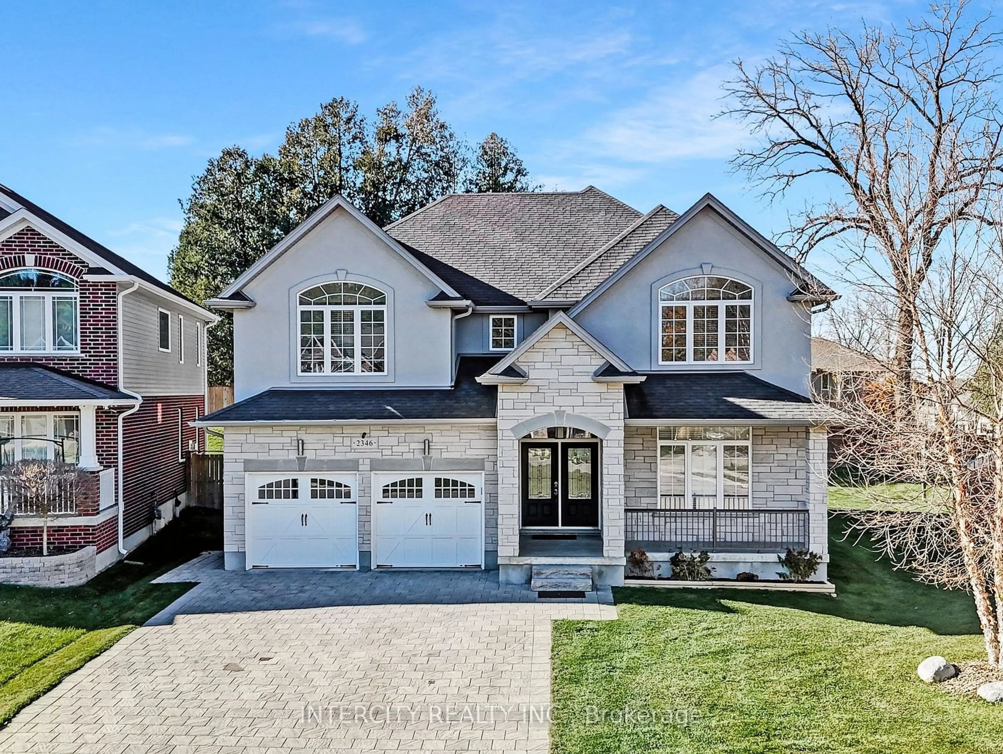 Home with brick exterior material for 2346 Leeds Crossing, London Ontario N6M 1G5