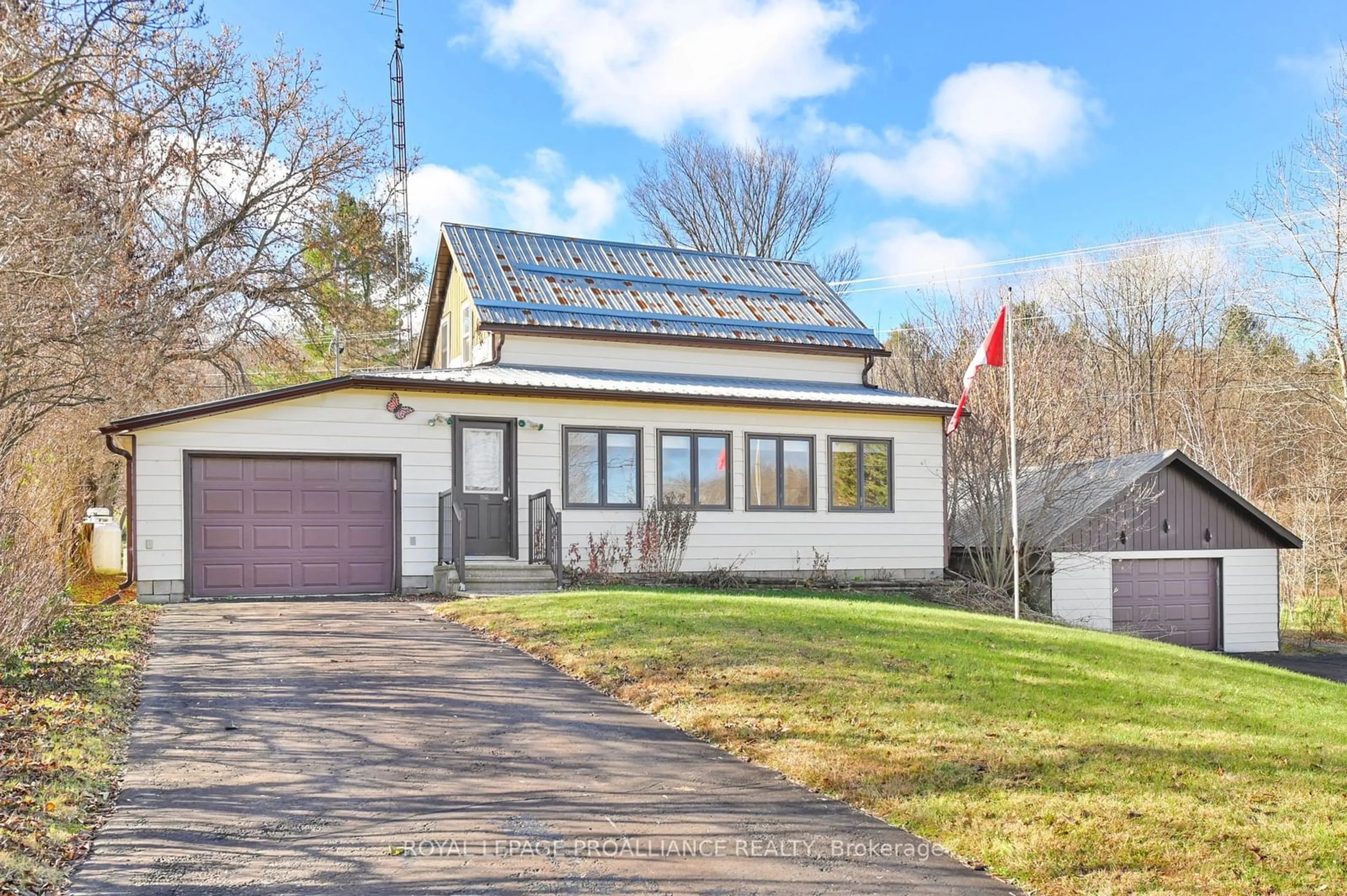 Frontside or backside of a home, cottage for 14686 Road 509, North Frontenac Ontario K0H 2C0