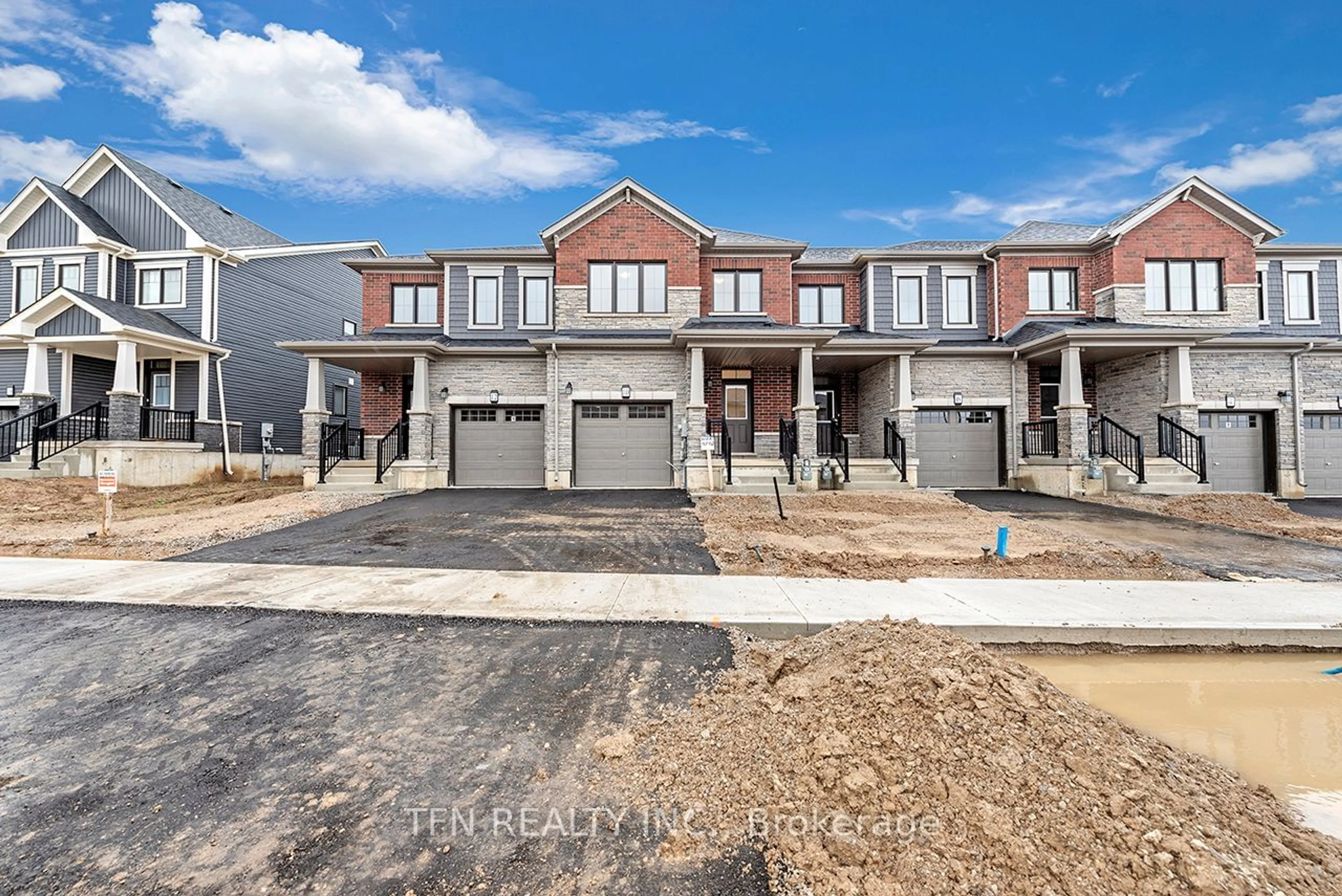 A pic from exterior of the house or condo, mountain for 10 Lonsdale Rd, Haldimand Ontario N3W 0J7