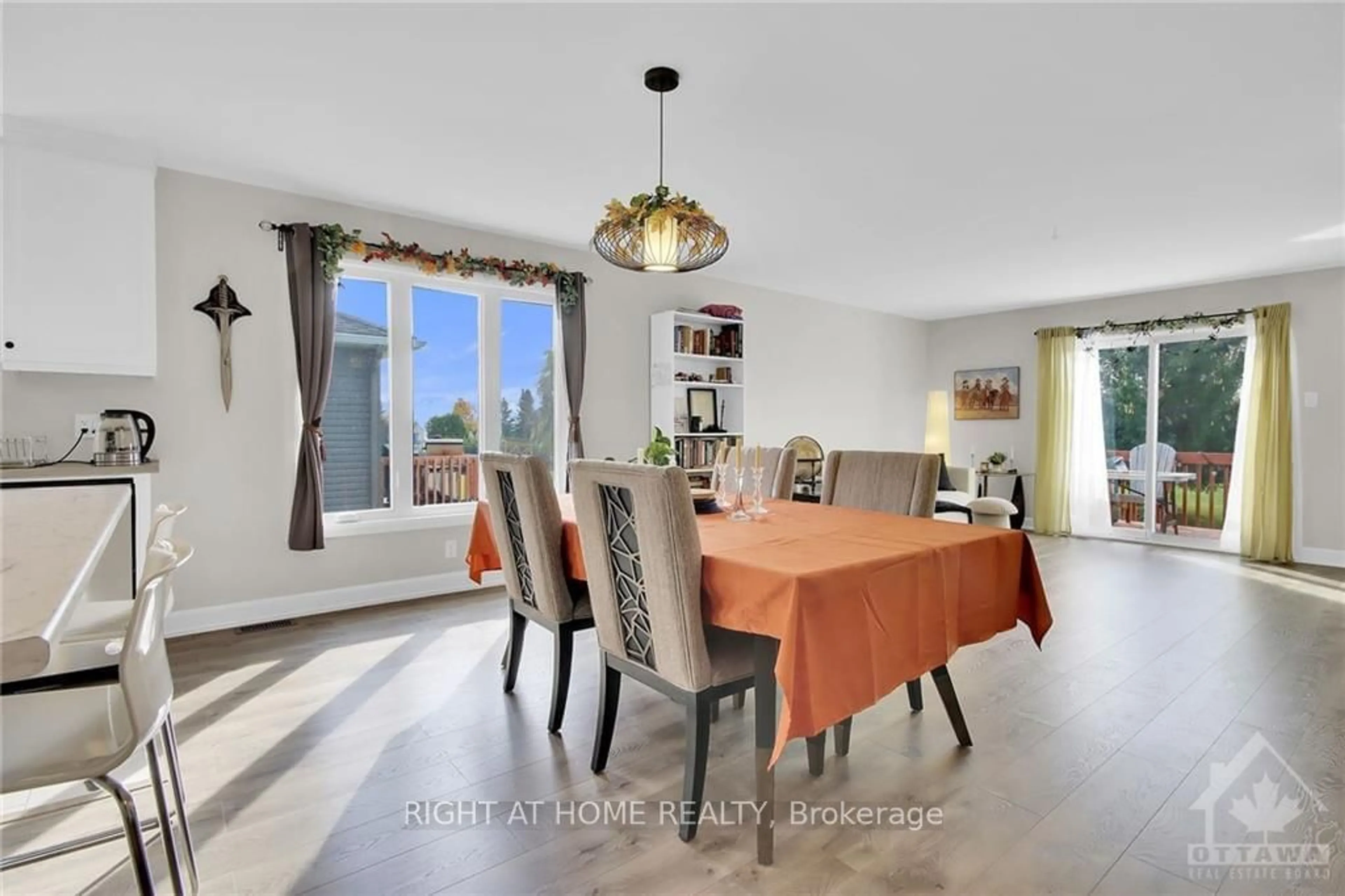 Dining room, wood floors, cottage for 48 ADAM St, The Nation Ontario K0A 3C0