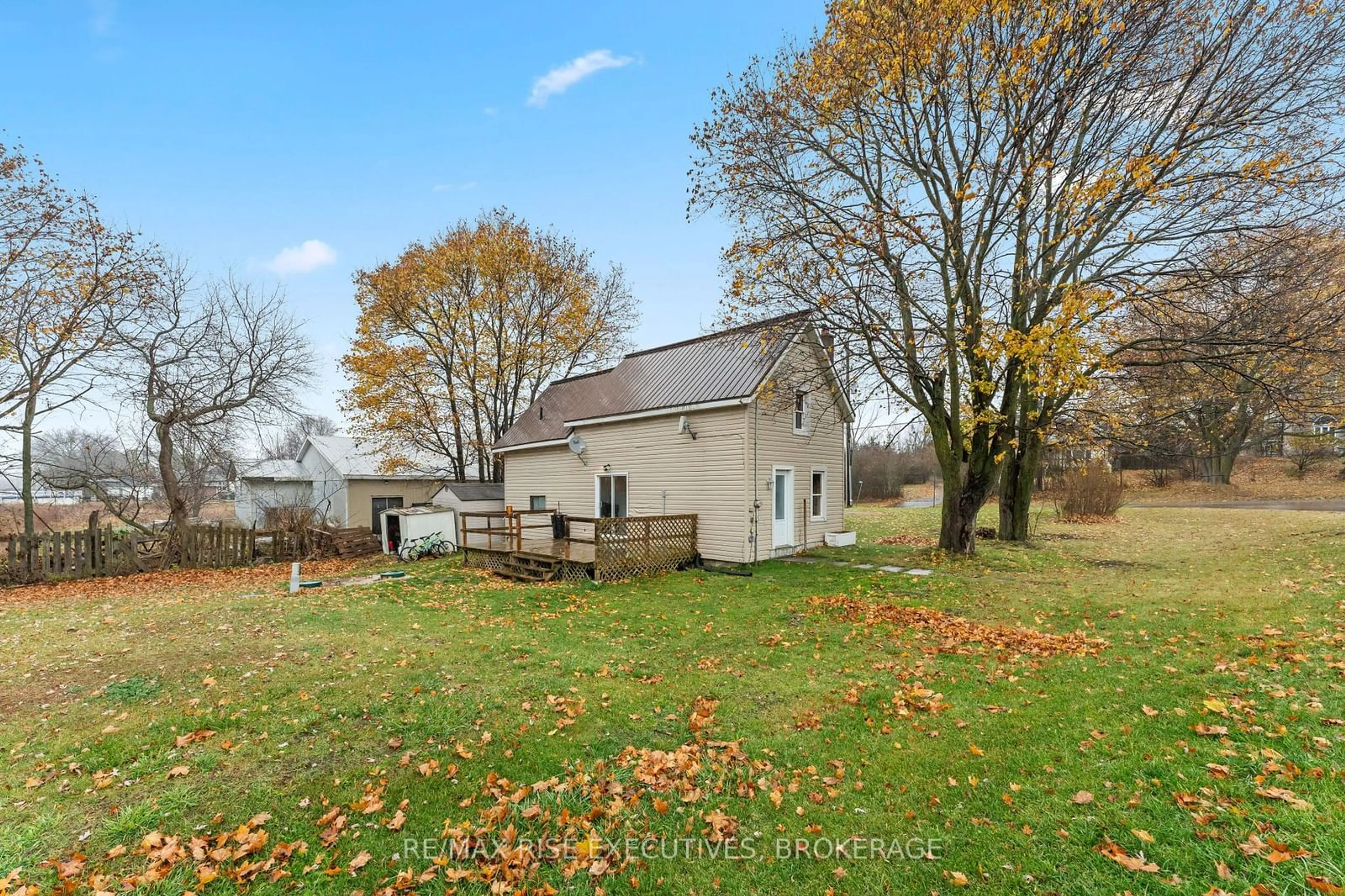 Shed for 3761 Battersea Rd, South Frontenac Ontario K0H 1X0