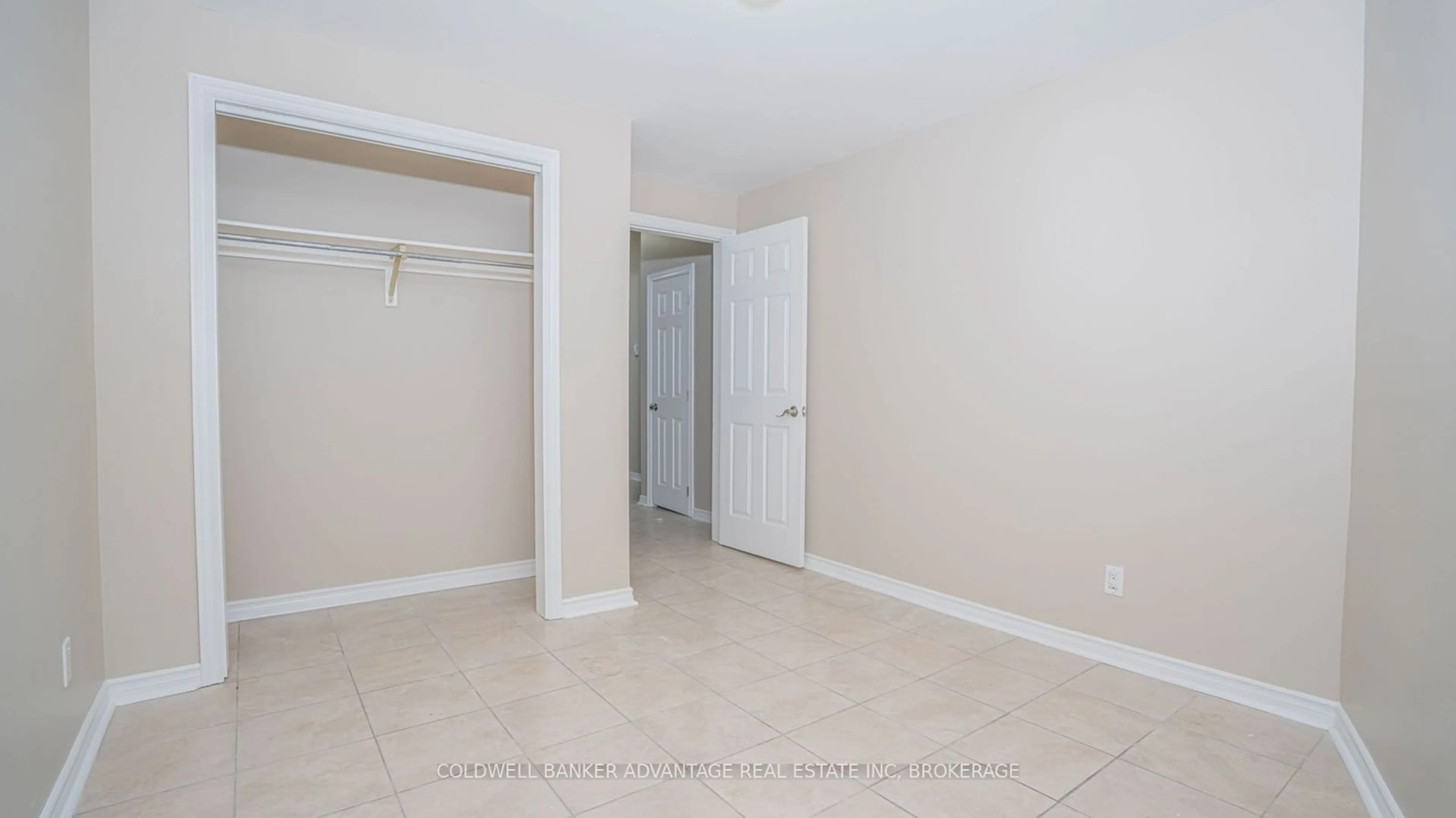 A pic of a room, not visible floor for 93 Carlton St, St. Catharines Ontario L2R 1R1