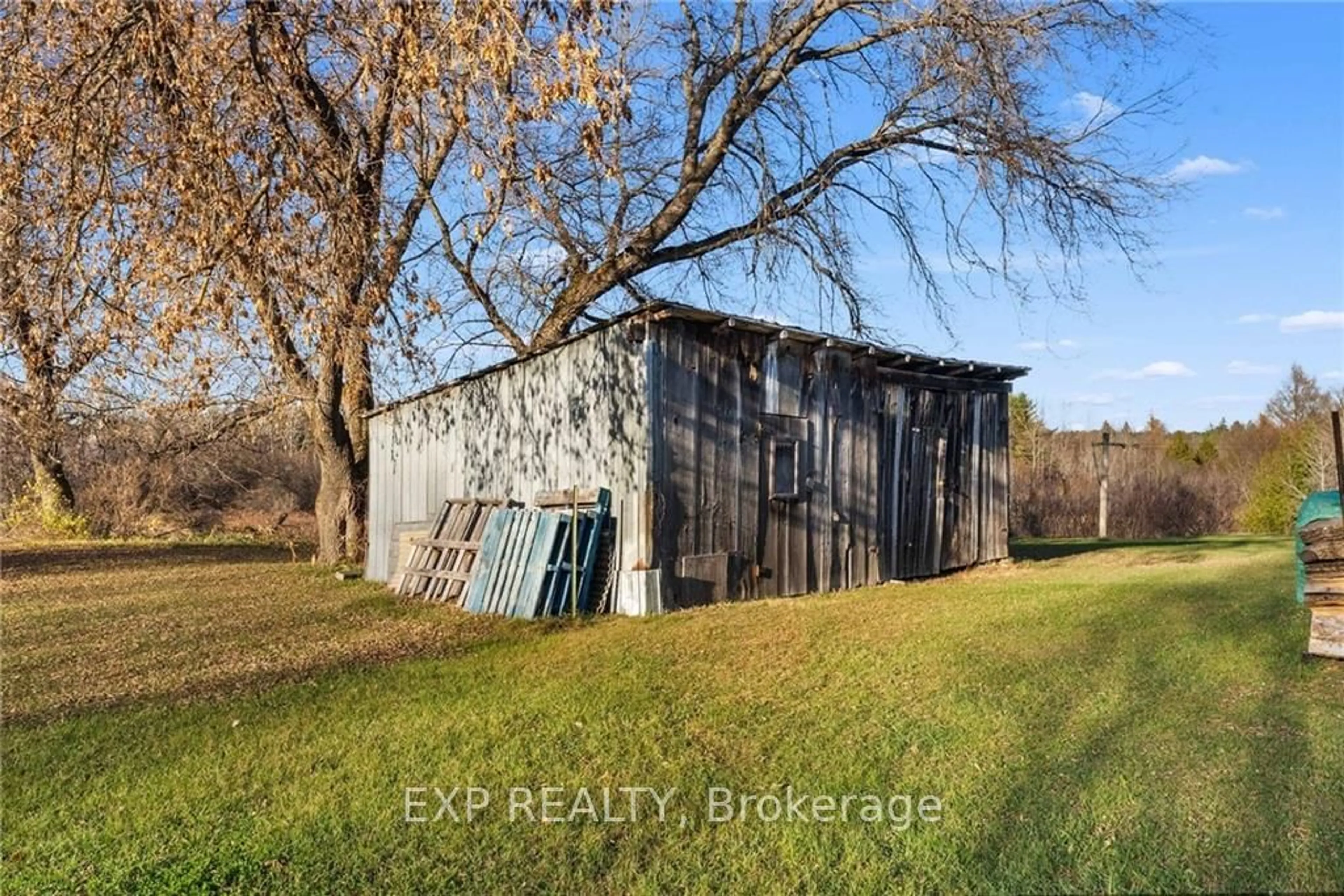 Shed for 276 FLAT Rd, Greater Madawaska Ontario K0J 1N0