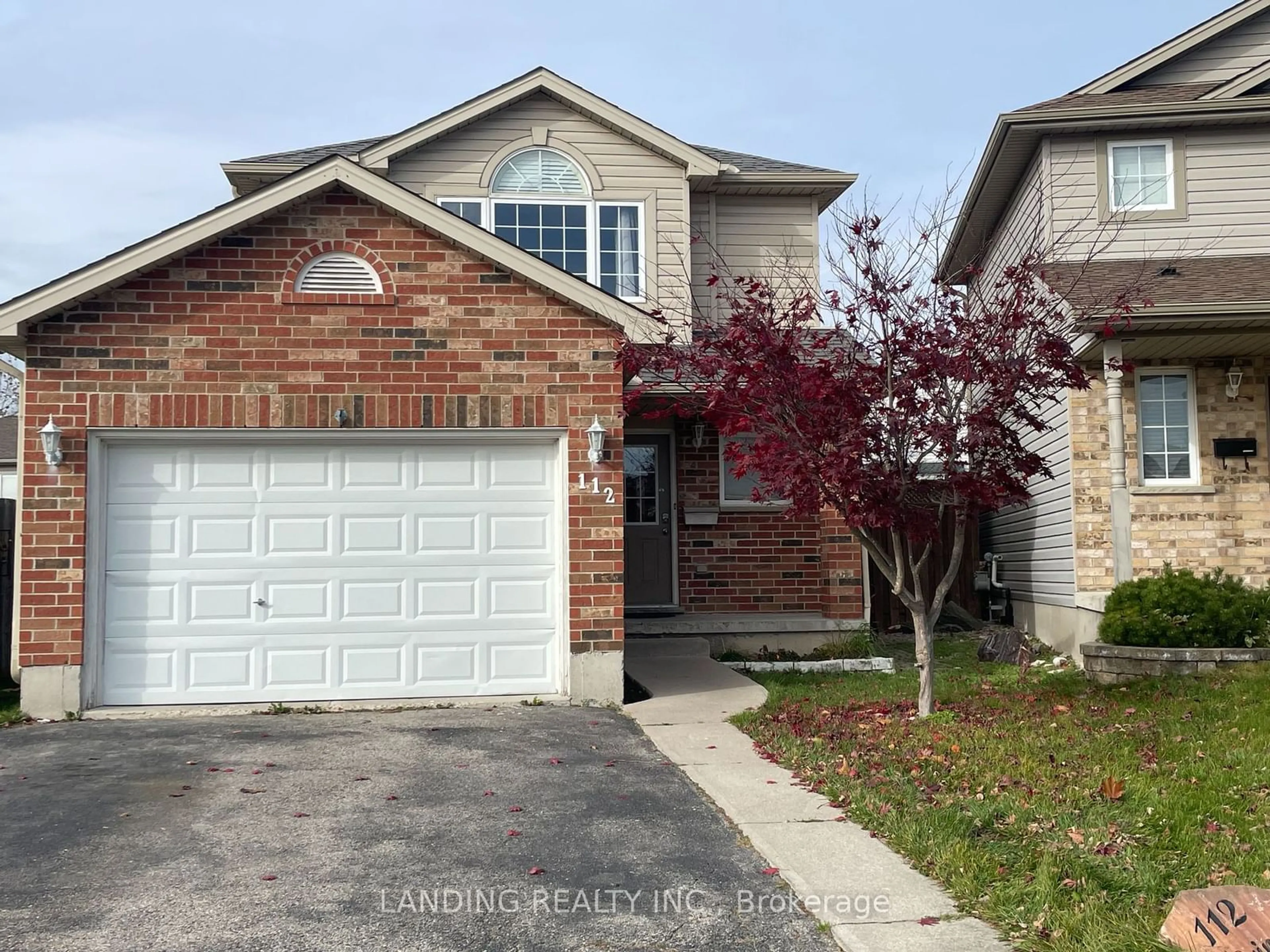 Frontside or backside of a home, cottage for 112 Crimson Cres, London Ontario N5W 6E9