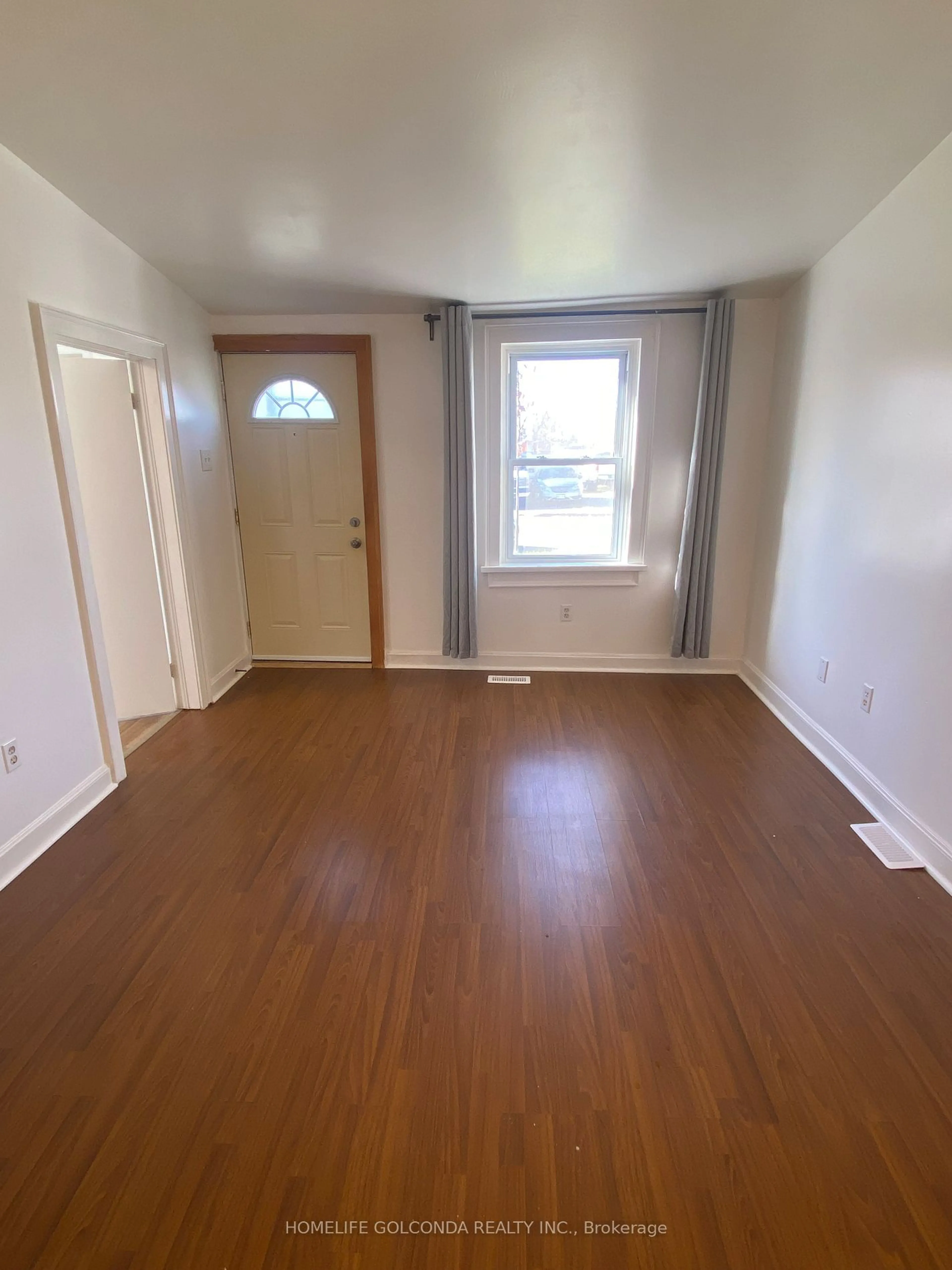 A pic of a room, unknown floor for 21 Steward St, Brantford Ontario N3S 6B6