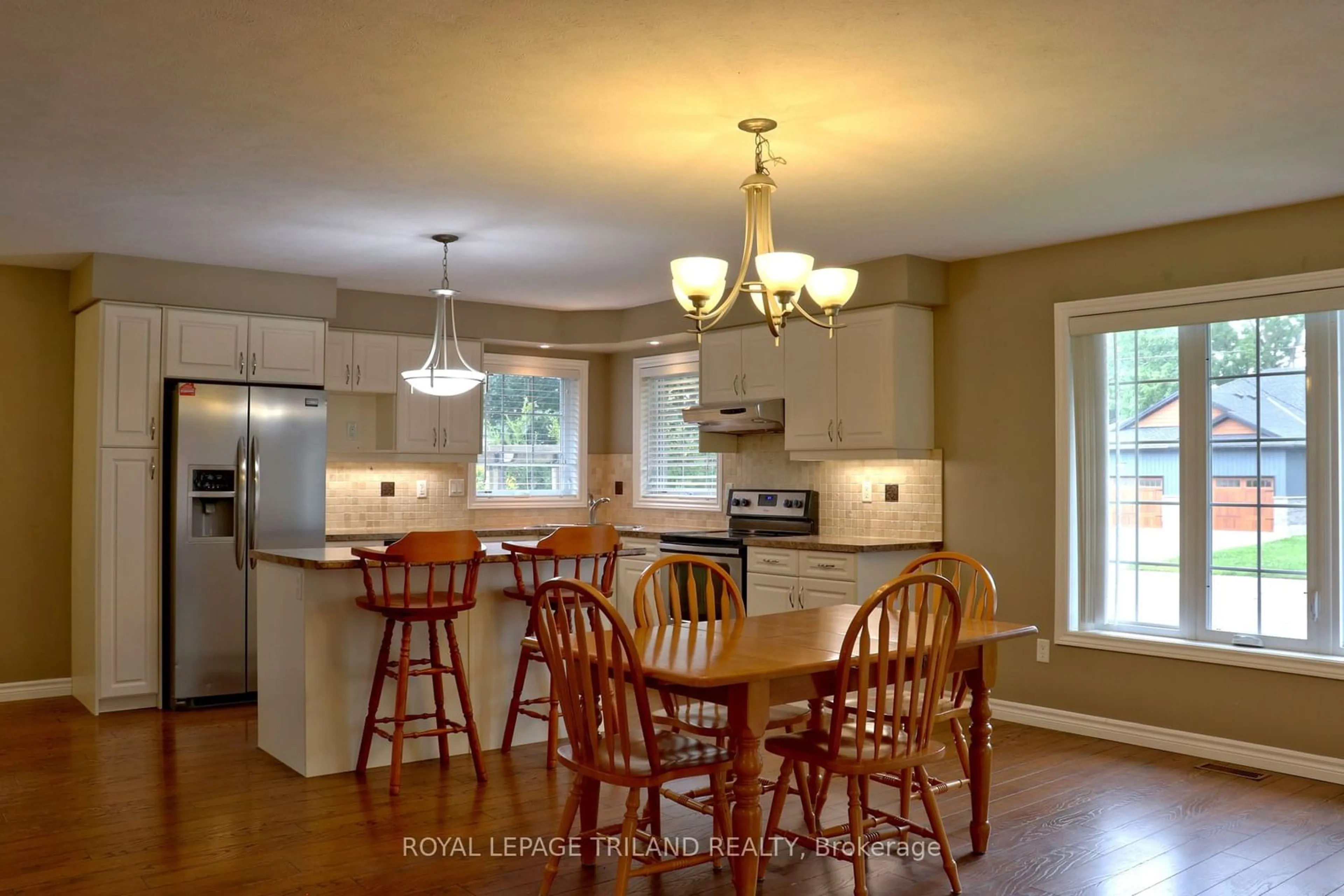 Open concept kitchen for 1052 BAY St, Norfolk Ontario N0E 1M0