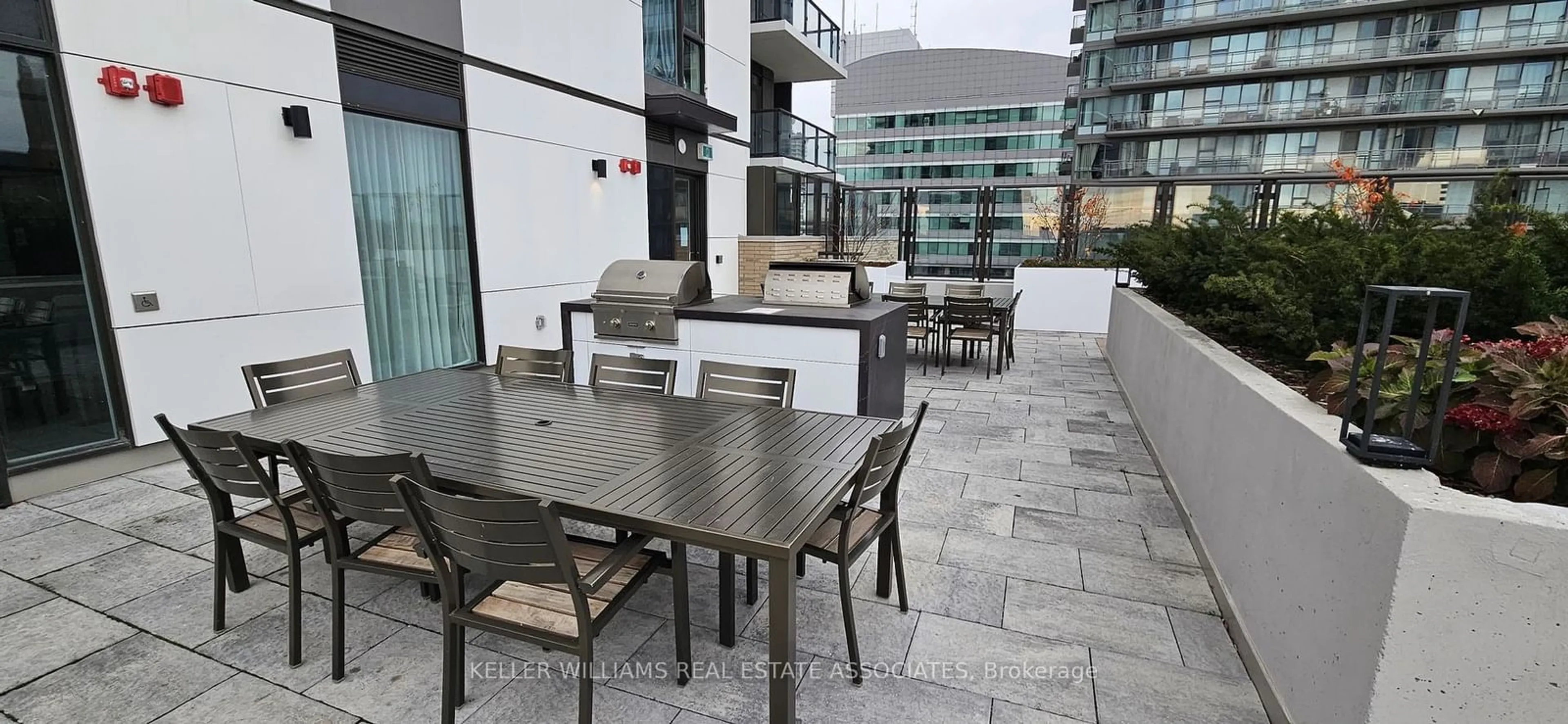 Patio, the street view for 55 Duke St #409, Kitchener Ontario N2H 0C9