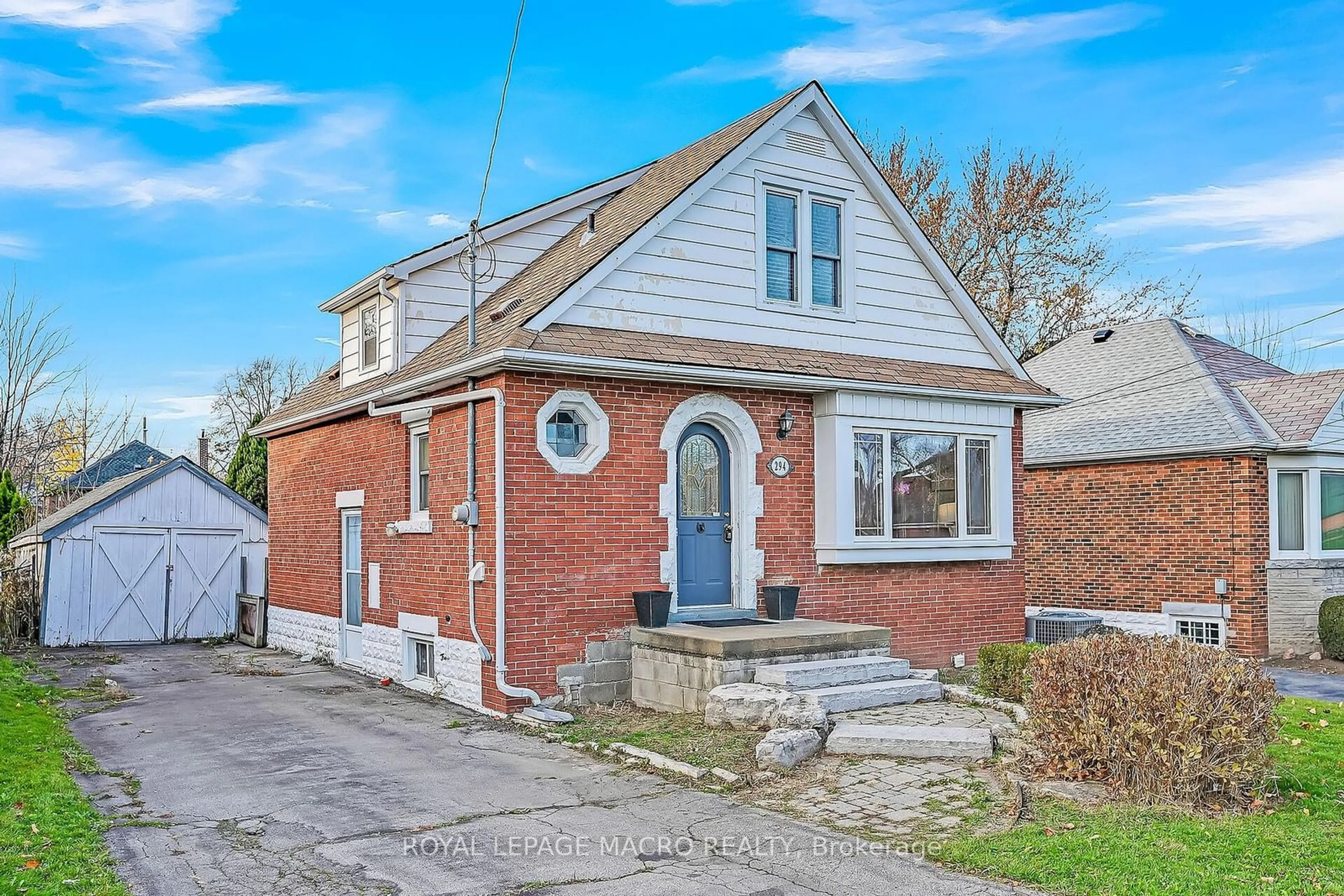 Frontside or backside of a home, cottage for 294 East 18th St, Hamilton Ontario L9A 4P6